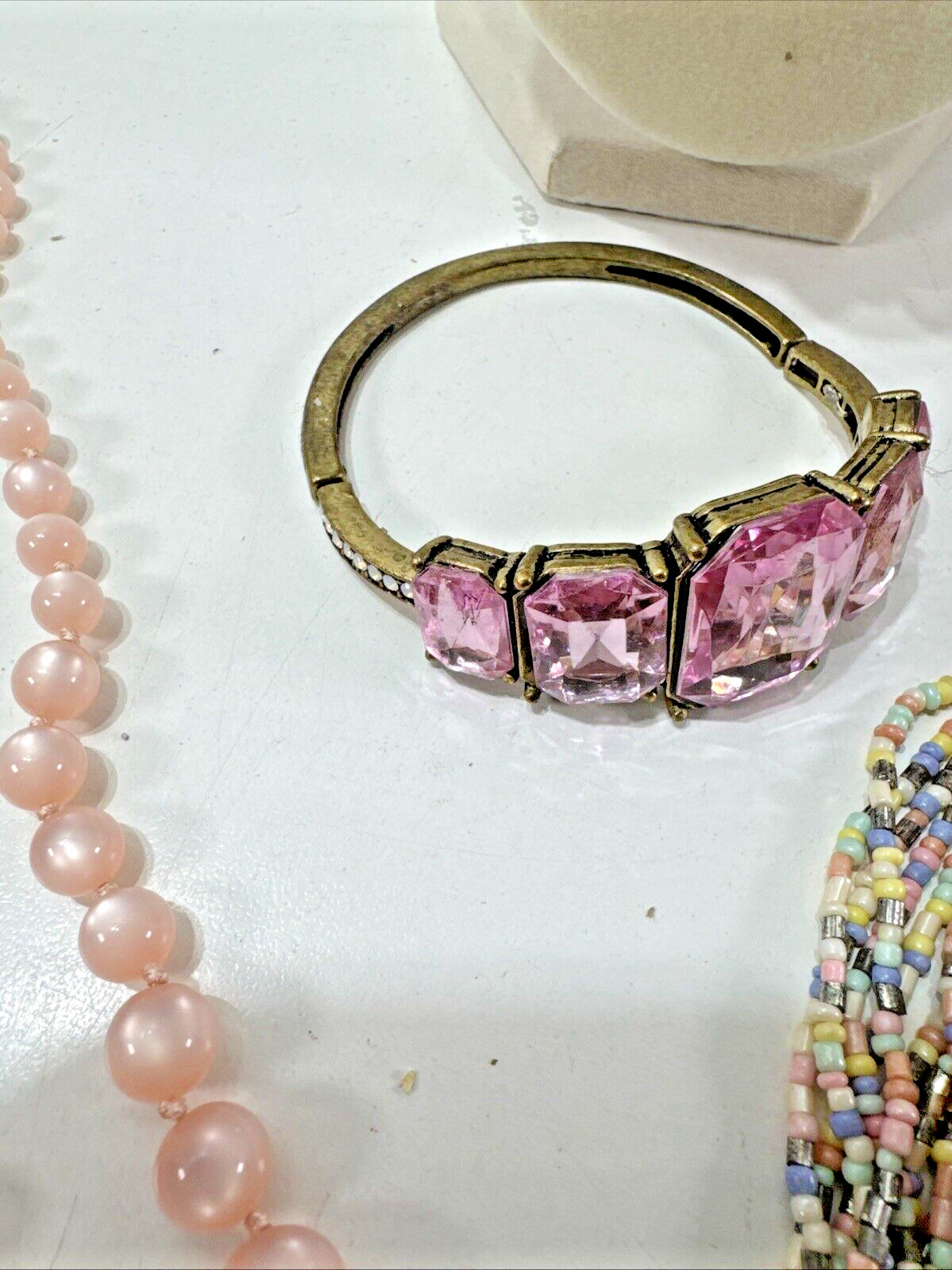 Beautiful Vintage Estate Lot 3x PINKS Beaded/Metal Necklaces & Bracelet