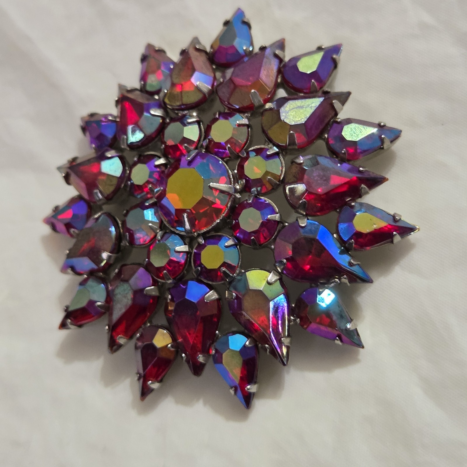 Vintage Juliana D&E Large Red Iridescent AB Rhinestones Brooch Pin 3″