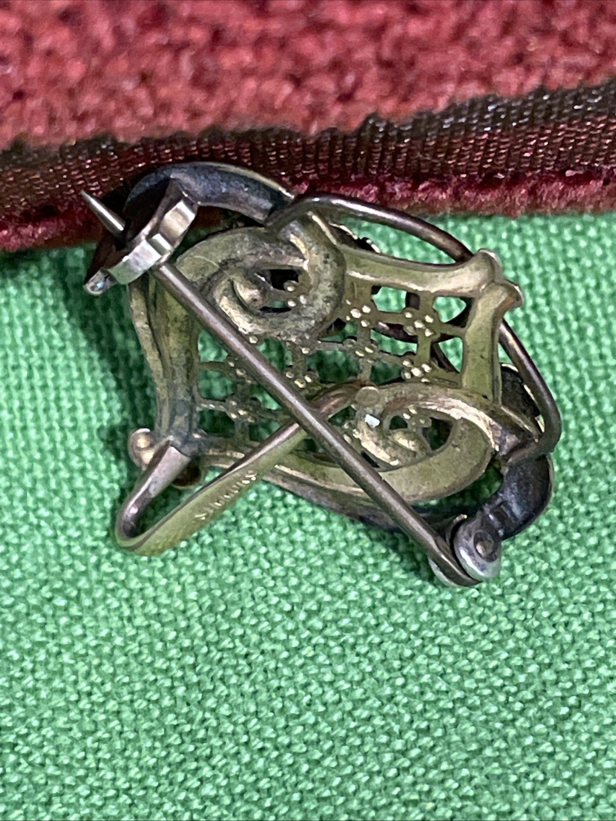 ANTIQUE Simmons Pink and Green Gold PIN Brooch