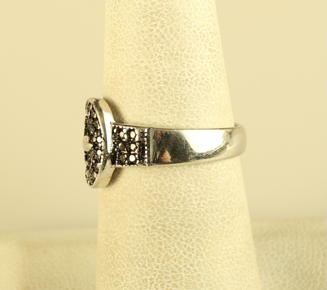 Vintage Sterling Victoria Townsend DBJ Genuine Black Diamond Belt Ring sz 7 1/4