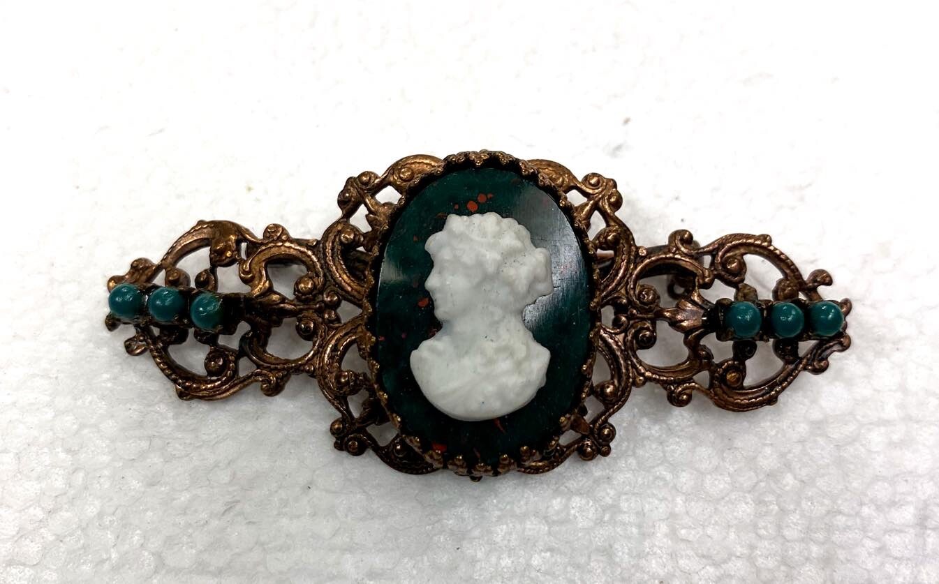 Vintage Bloodstone Green Beads White Cameo Filigree Copper T. Pin Brooch EXC!