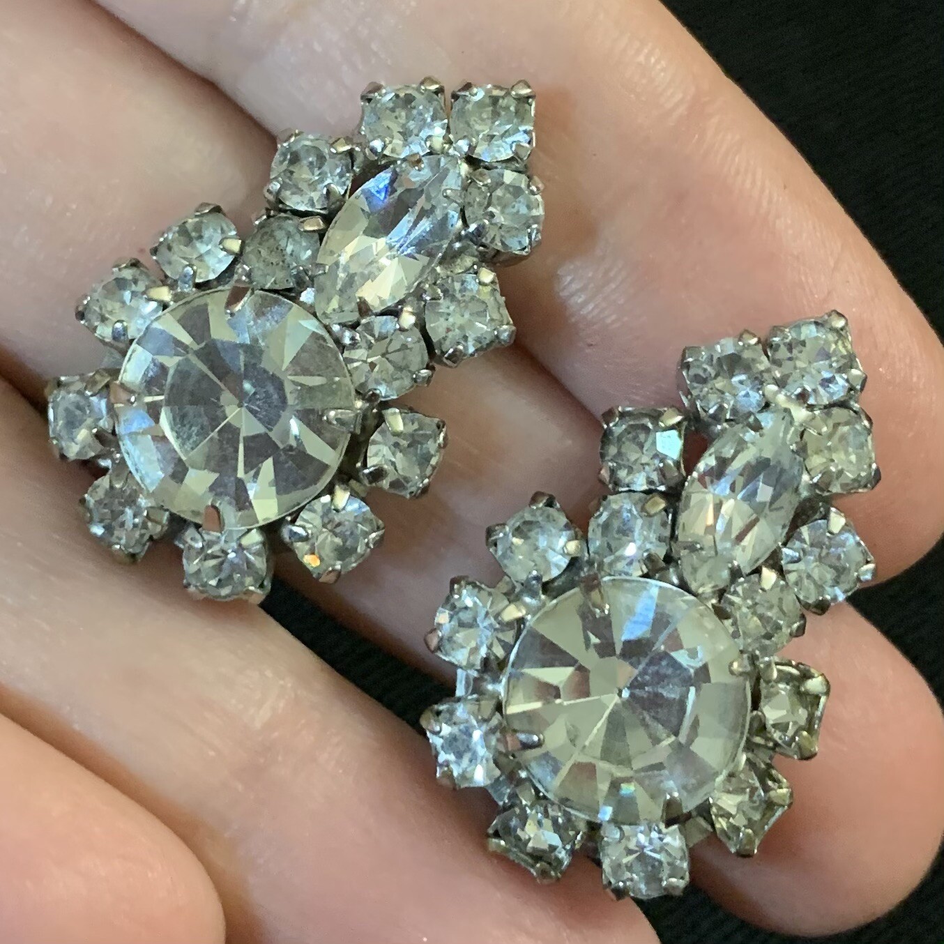 Vtg Couture Clear Glass Rhinestone Cocktail Silver Tone Climber Clip Earrings