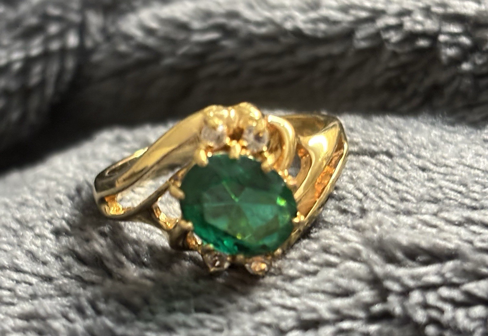 14k Yellow Gold Electroplate Emerald Green Crystal Cocktail Ring Large Size 10