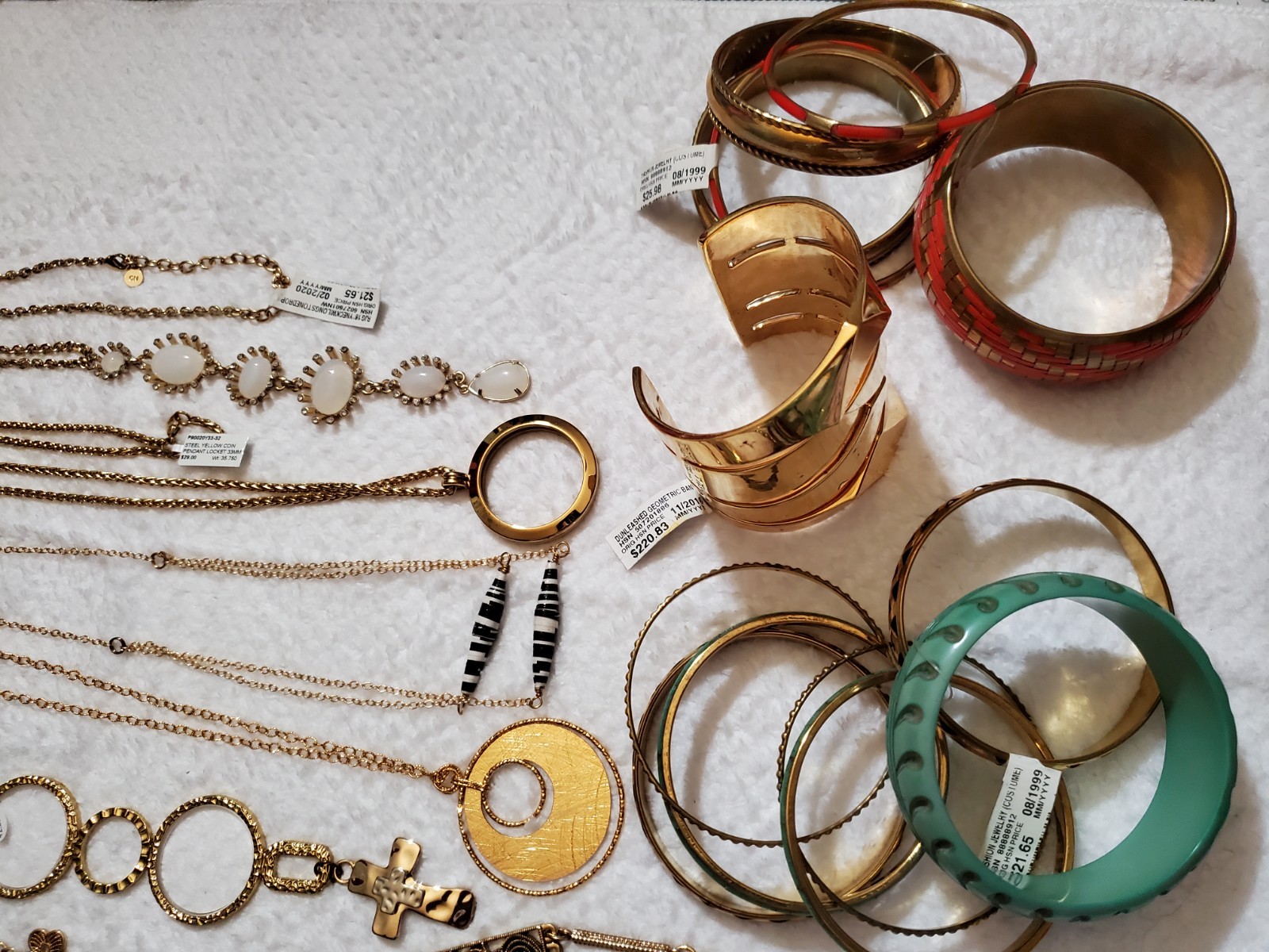 HSN VINTAGE MODERN MIXED JEWELRY LOT,6 NECKLACES 12 BRACELET