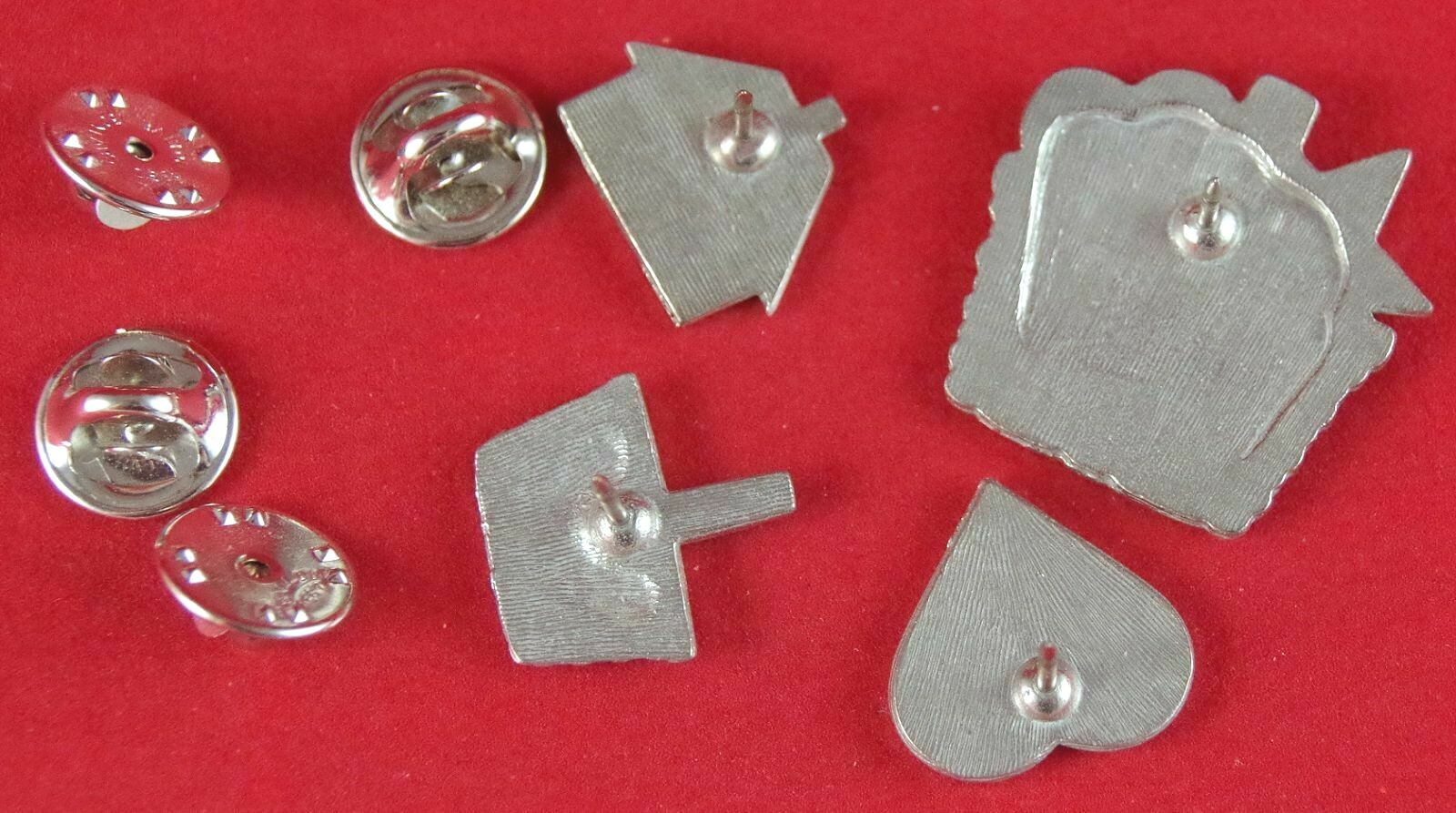 Lot 2 NOS VTG FINE PEWTER PICNIC BASKET, SET 3 HOUSE FLAG HEART BROOCH LAPEL PIN