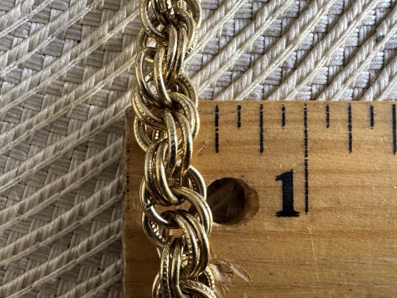 Vintage SOLD AS IS GIVENCHY gold TONE Twisted Chain 18 3/4” Necklace