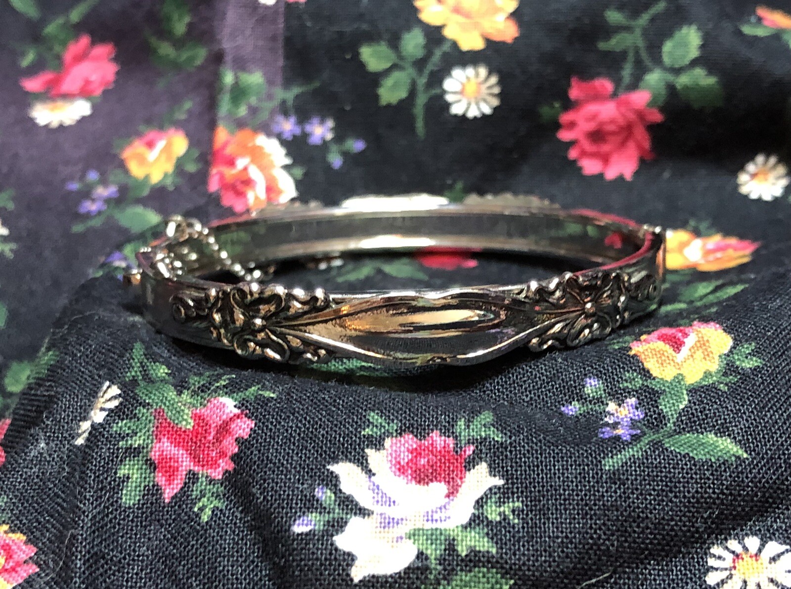 Whiting and Davis Silver Tone Hindged Bracelet Bangle As Is GUC