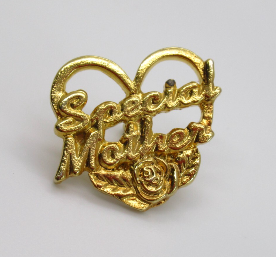 Special Mother Pin Gold Tone Heart Rose Design Vintage Lapel Pin Wear from Age