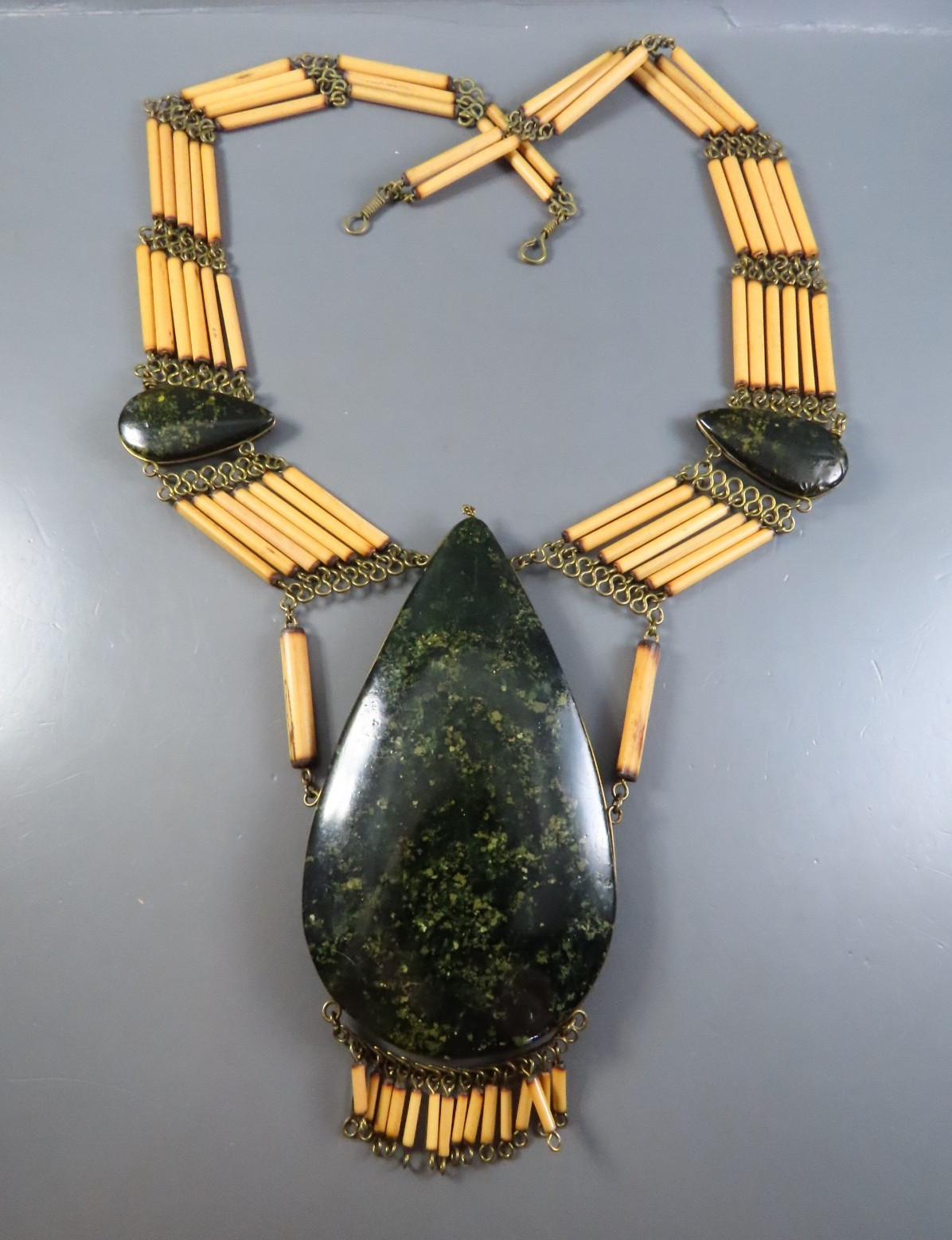 VTG Exotic Bib Necklace LARGE GREEN HARDSTONE Bamboo Pipe Beads EGYPTIAN REVIVAL