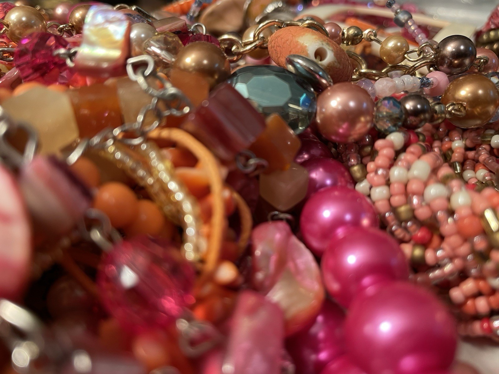 4Lb Mixed Mystery Jewelry Lot Vintage Mod Boho Beaded Necklaces Bracelets
