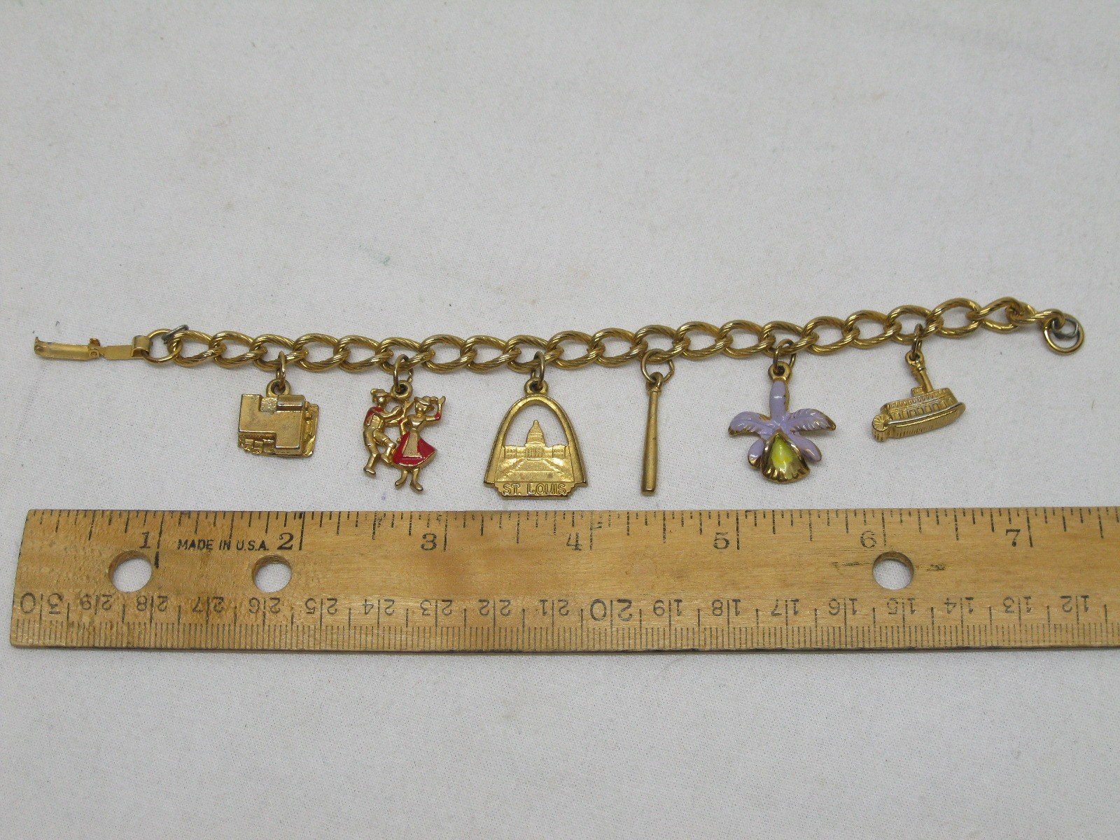 Vintage St Louis Missouri Charm Bracelet Gold Tone Jewelry Old Antique Souvenir