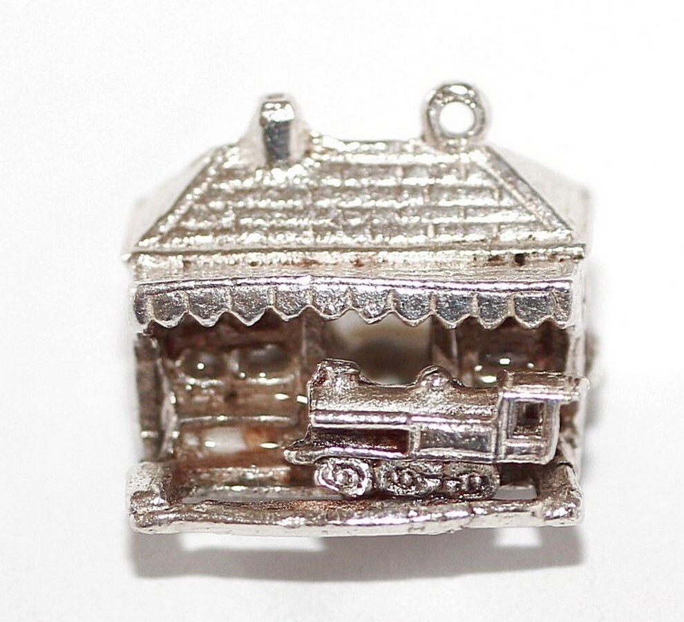 Rare Vintage MOVING Sterling Silver Train At Station Bracelet Charm 4.3g