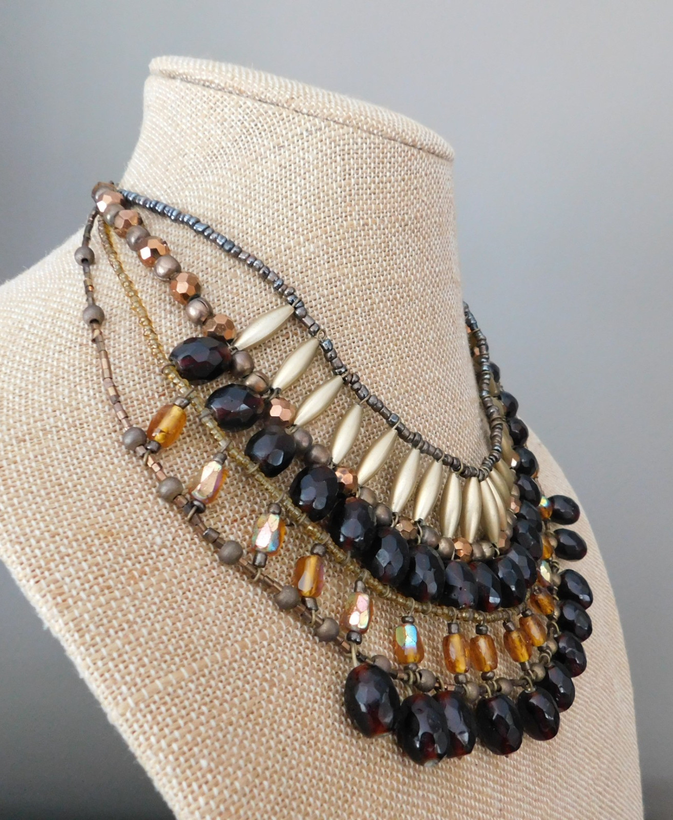 VINTAGE ROOTBEER AMBER CRYSTAL BEAD and GOLD BUGLE BEAD BIB COLLAR NECKLACE