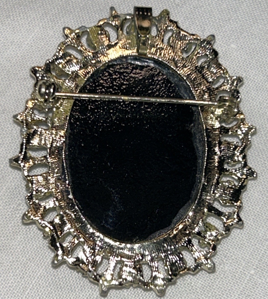 Victorian Revival Black Glass Cameo Brooch Pendant Gold Tone Ornate 2” 1950’s