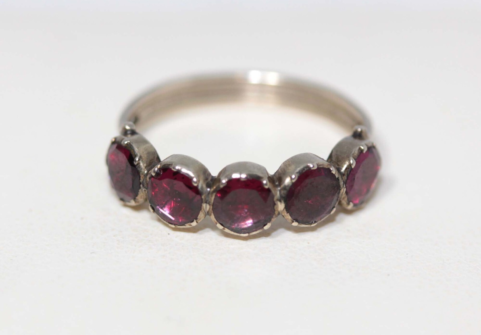 PRETTIEST GEORGIAN 9CT GOLD FIVE GARNET HALF HOOP RING in AMAZING CONDITION