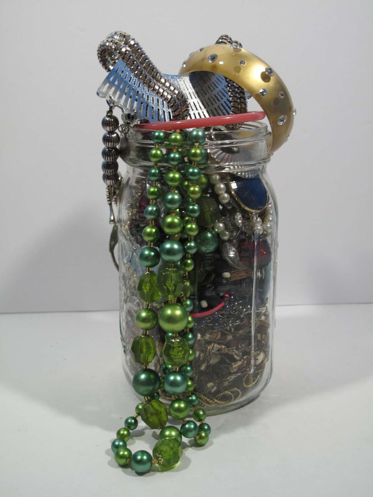 1.75 lbs Mystery Jewelry Lot VTG to Now All Wearable Necklaces~JAR NOT INCLUDED