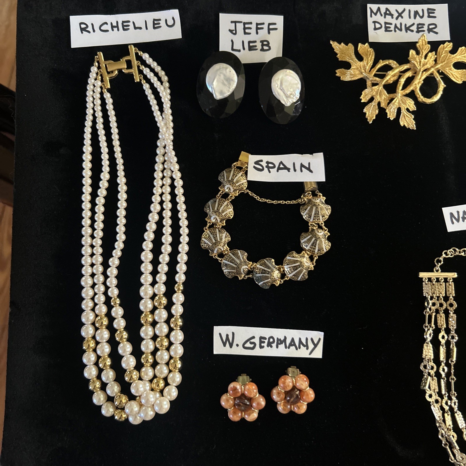 80 Vintage lot jewelry unbranded wearable Trifari Monet Coro Avon Italy Marvella
