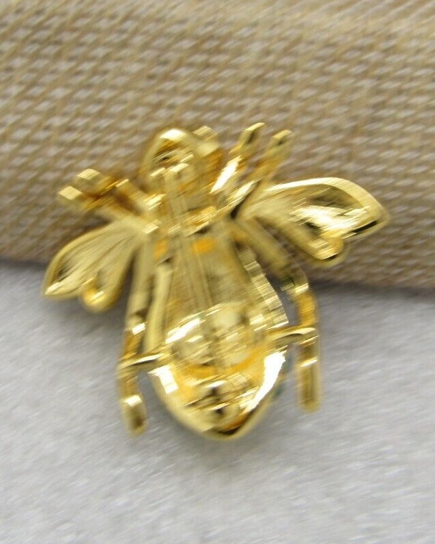 JOAN RIVERS MAY SWARVOSKI CRYSTAL EMERALD BIRTHSTONE BEE BROOCH PIN NEW