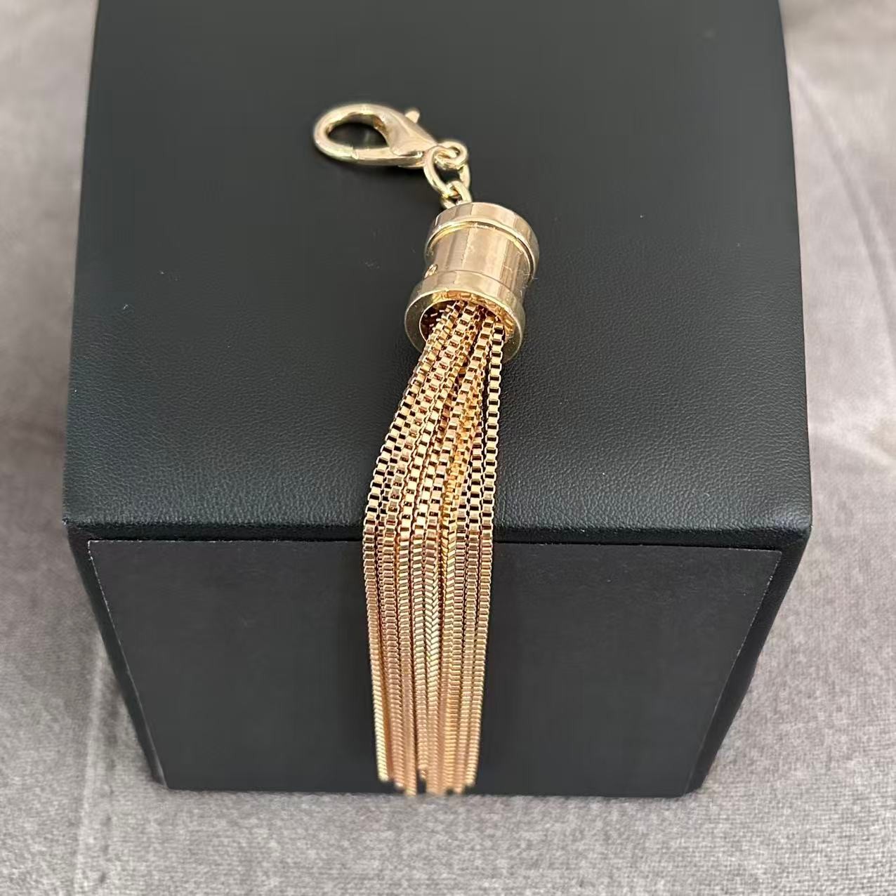 Vintage Gold Tone Box Chain Tassel Charm Pendant Purse Keychain Art Deco 1980s