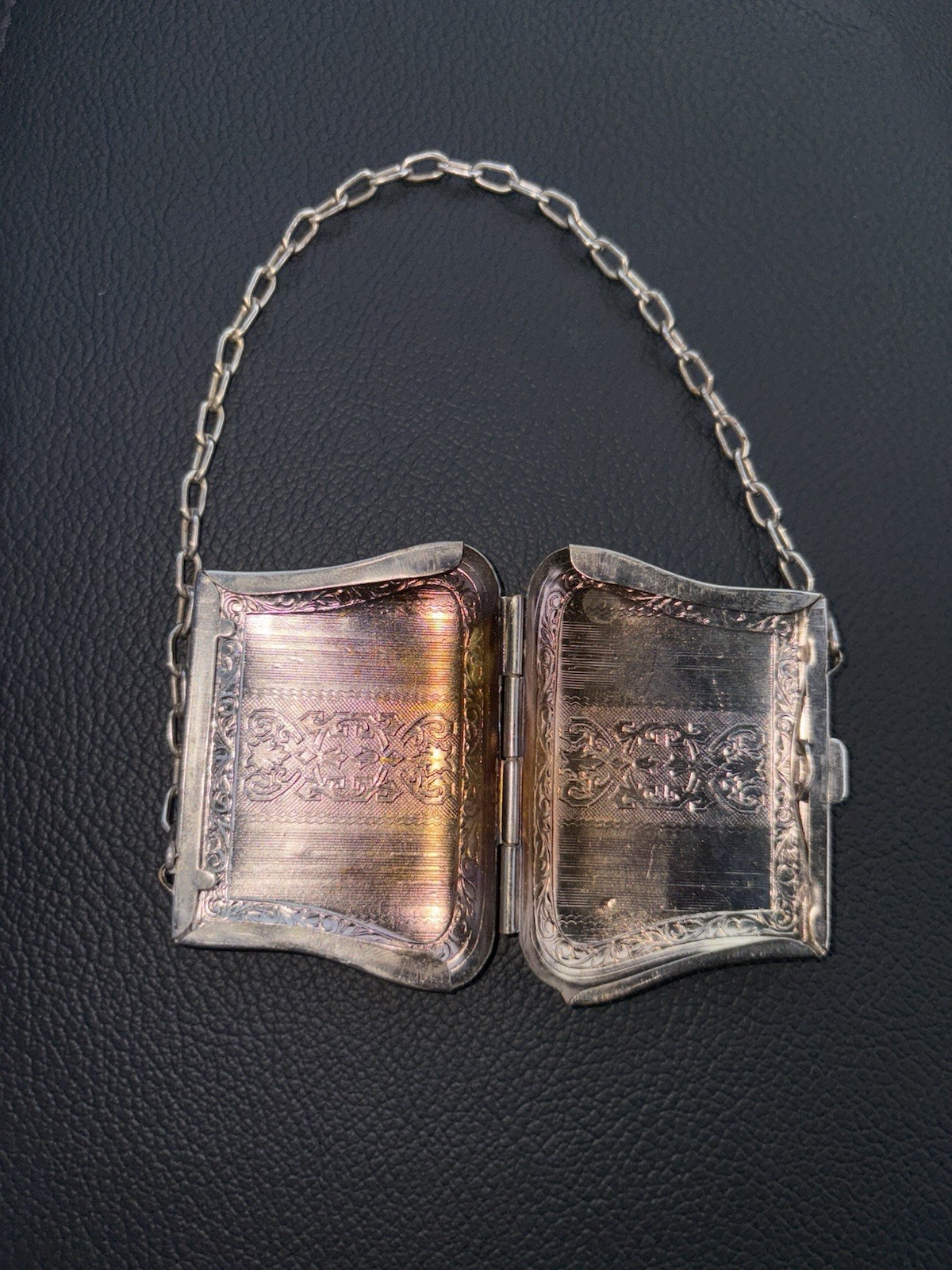 Vintage Engraved Pink Dance Coin Purse Wristlet with Chain – Tested Silver