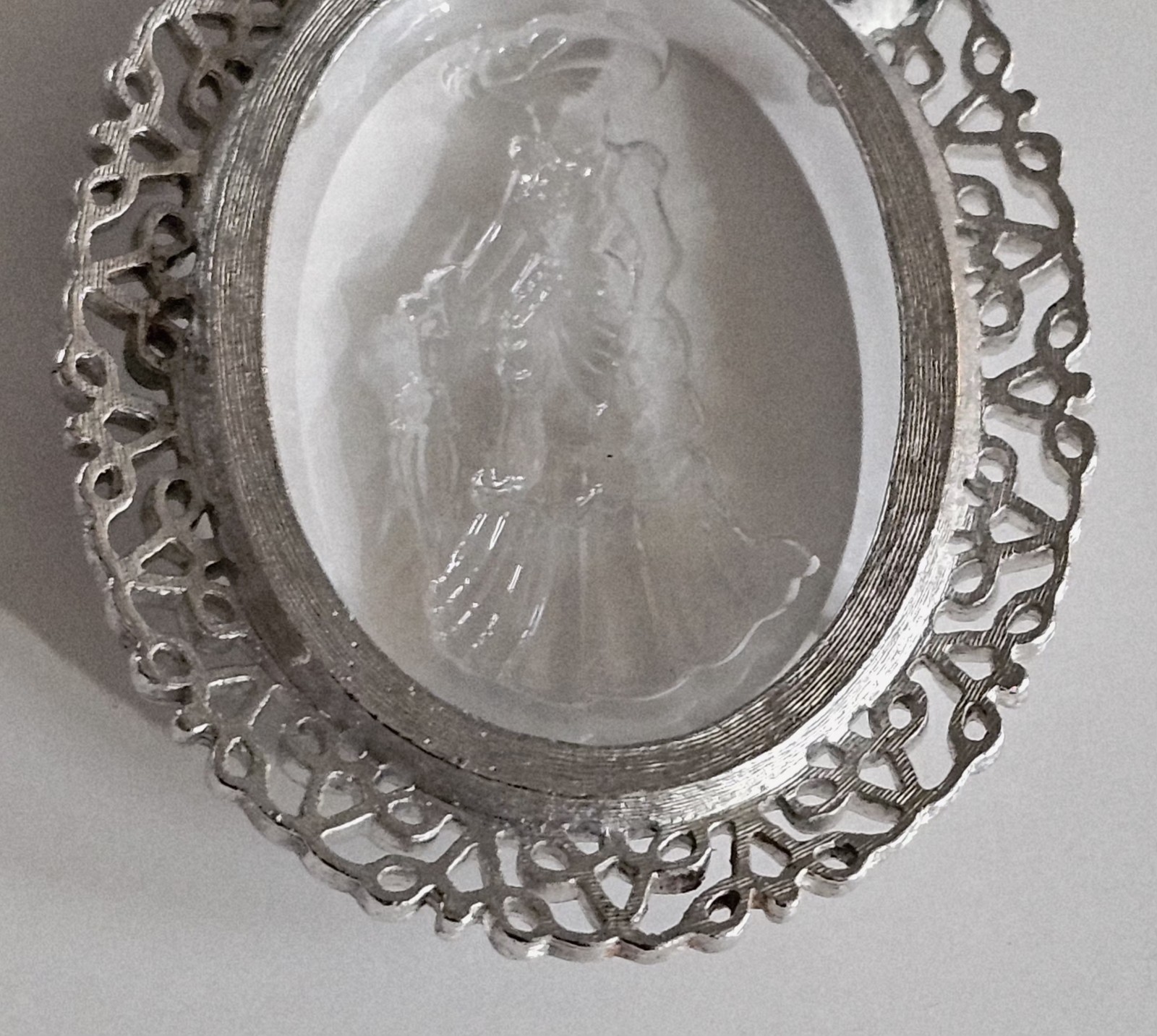 Vintage Avon Cameo Pendant Silver Tone Filigree Lady Intaglio Necklace Charm