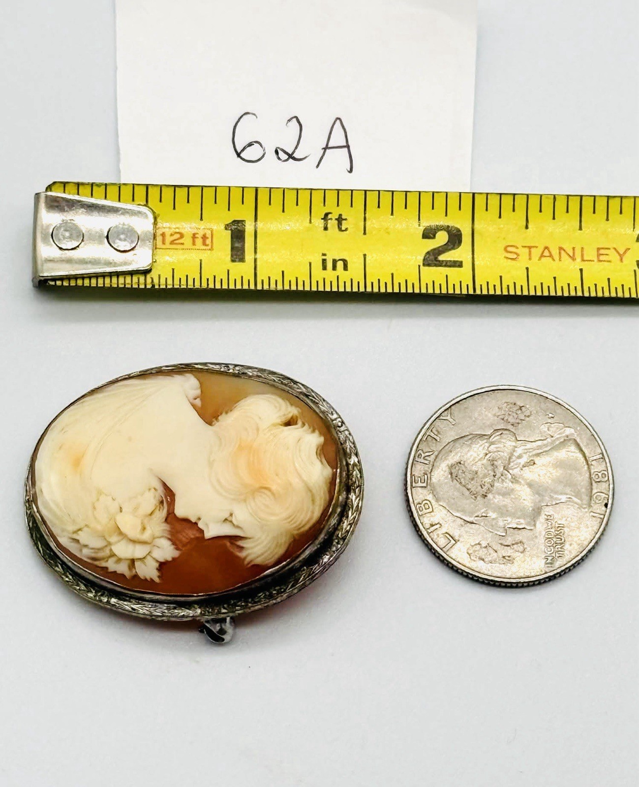 Vtg White Gold Filled Or Silver Tone Shell Lady With Flower Cameo Pin Brooch