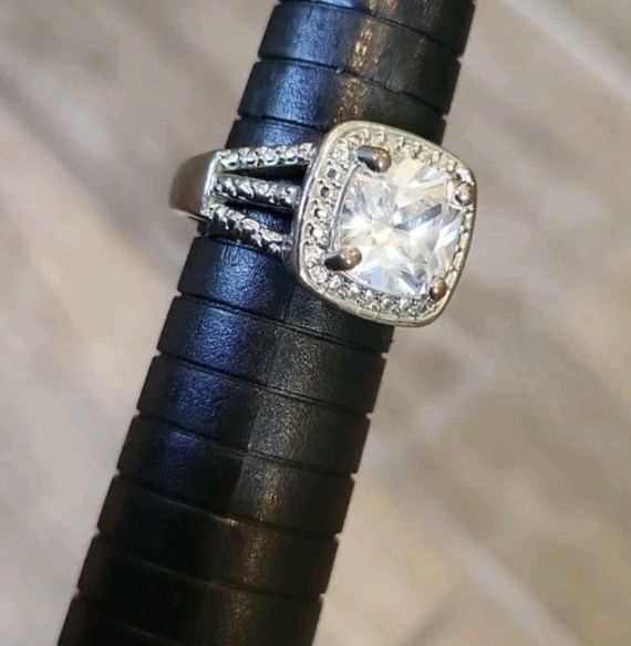 Vintage Cushion Cut Halo Silver Tone Engagement Ring Everyday Ring, Size 8