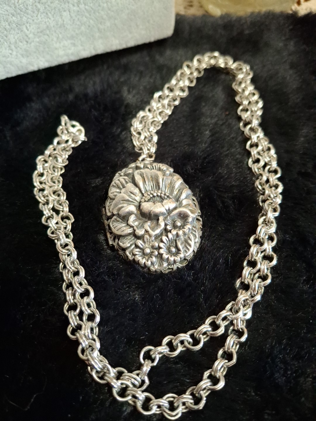 Vintage Signed Napier Silvertone Floral Runway Couture Locket Necklace, 1971