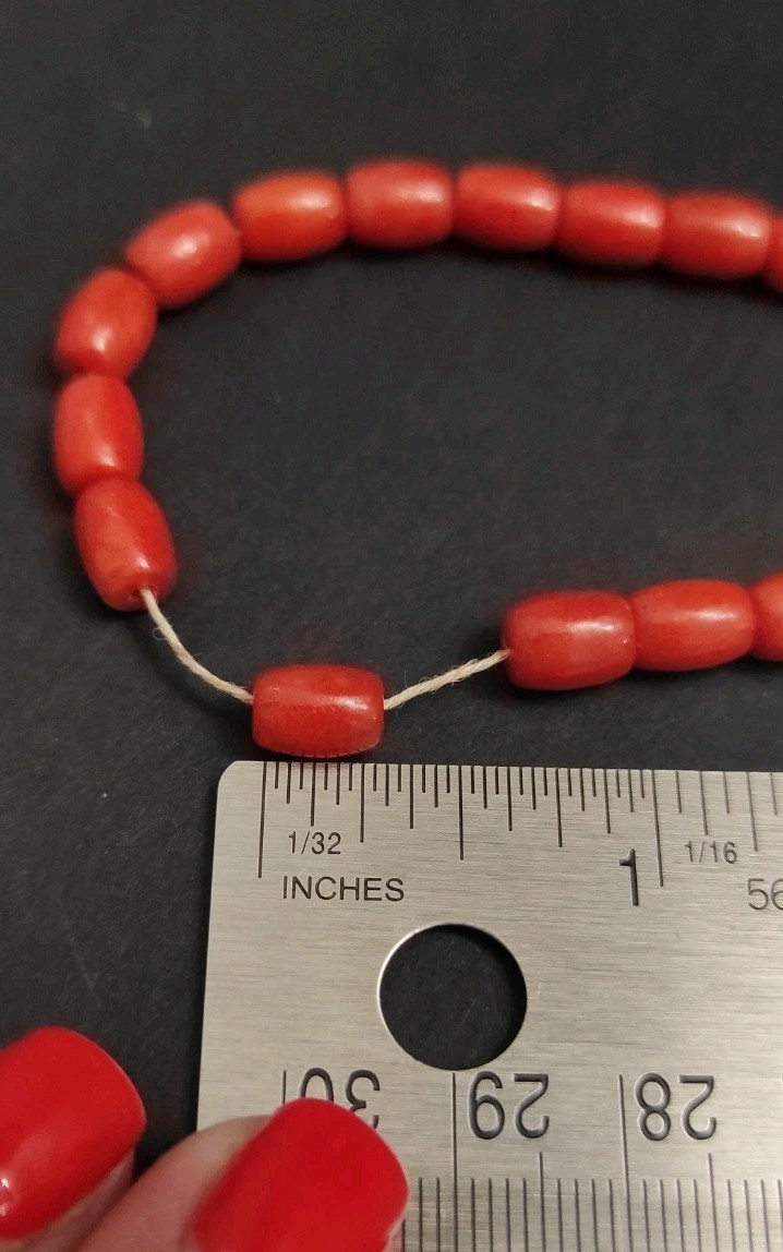 DELIGHTFUL, ANTIQUE, CARVED REAL CORAL BEAD NECKLACE 26,4g