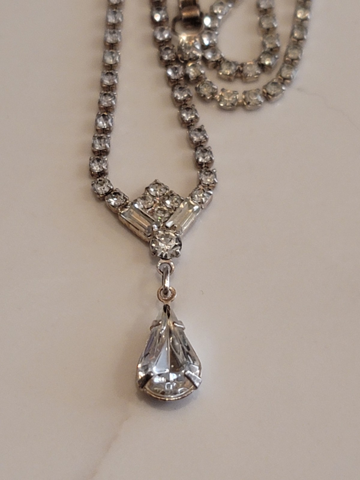 Vintage Rhinestone Necklace Crystal Teardrop Pendant Bridal Formal 16 Inch