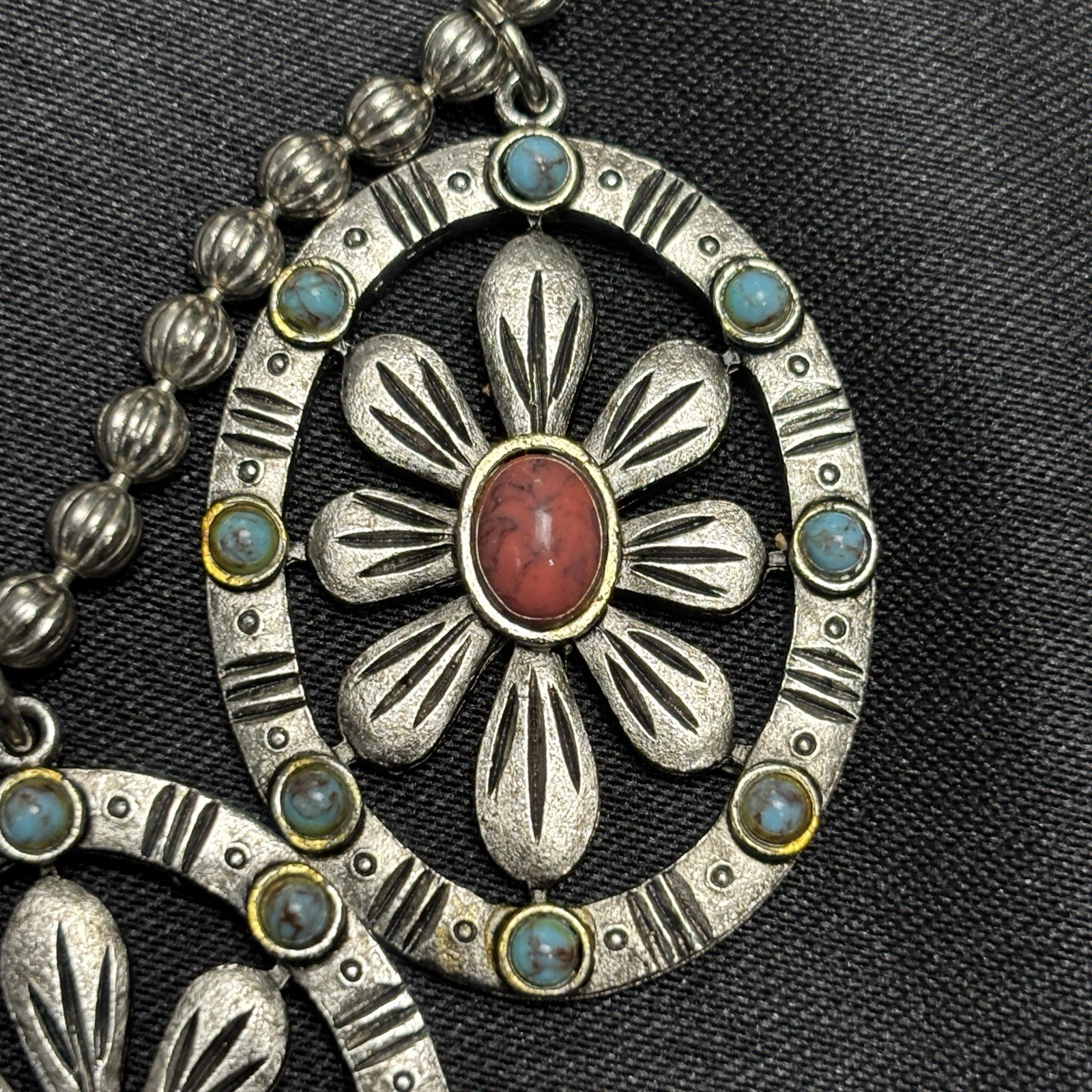 Vintage Necklace Native Southwestern Western Style Daisy Flowers
