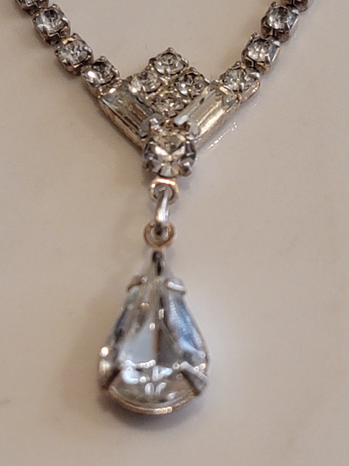 Vintage Rhinestone Necklace Crystal Teardrop Pendant Bridal Formal 16 Inch