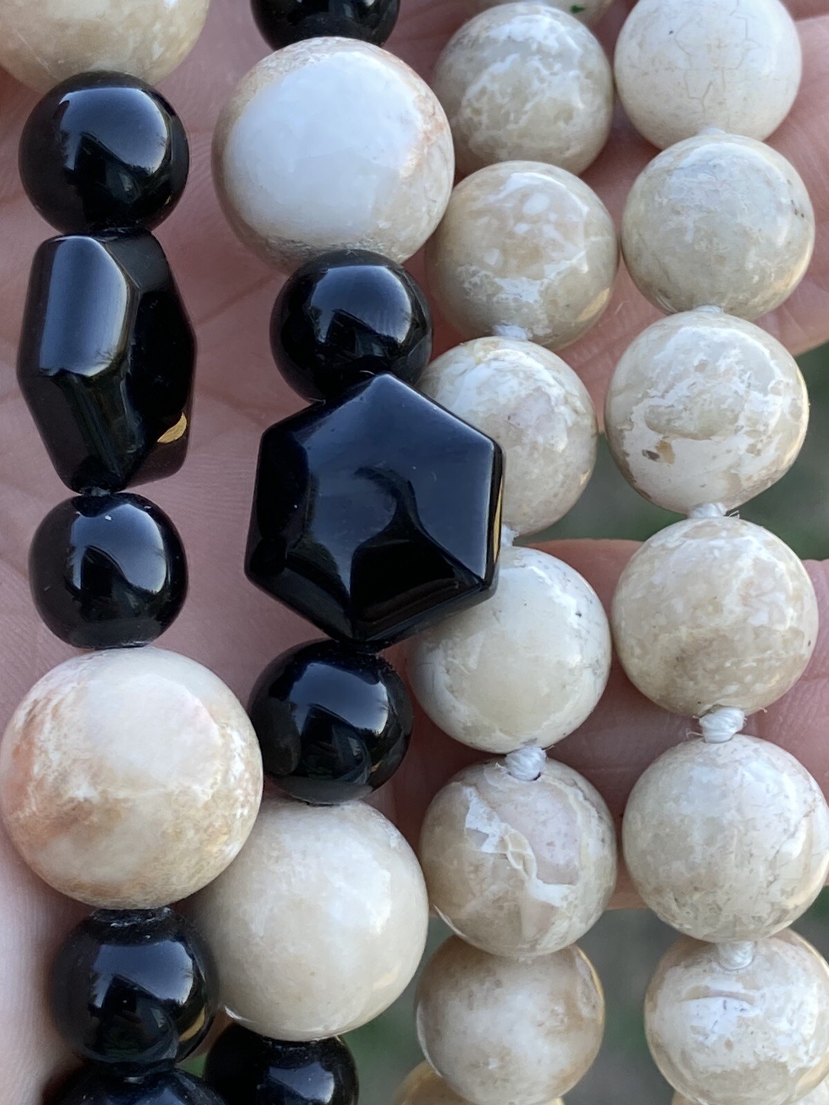 Vintage Bead Necklace Hand Knotted Gemstone Jasper Onyx Cool Stone 33″ VTG