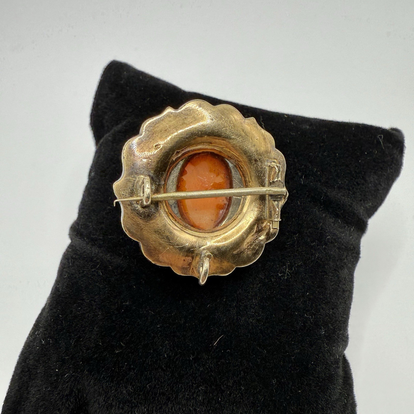 Antique Victorian Era Carved Coral Cameo RARE 3D Bust 10k Gold Frame Brooch Pin