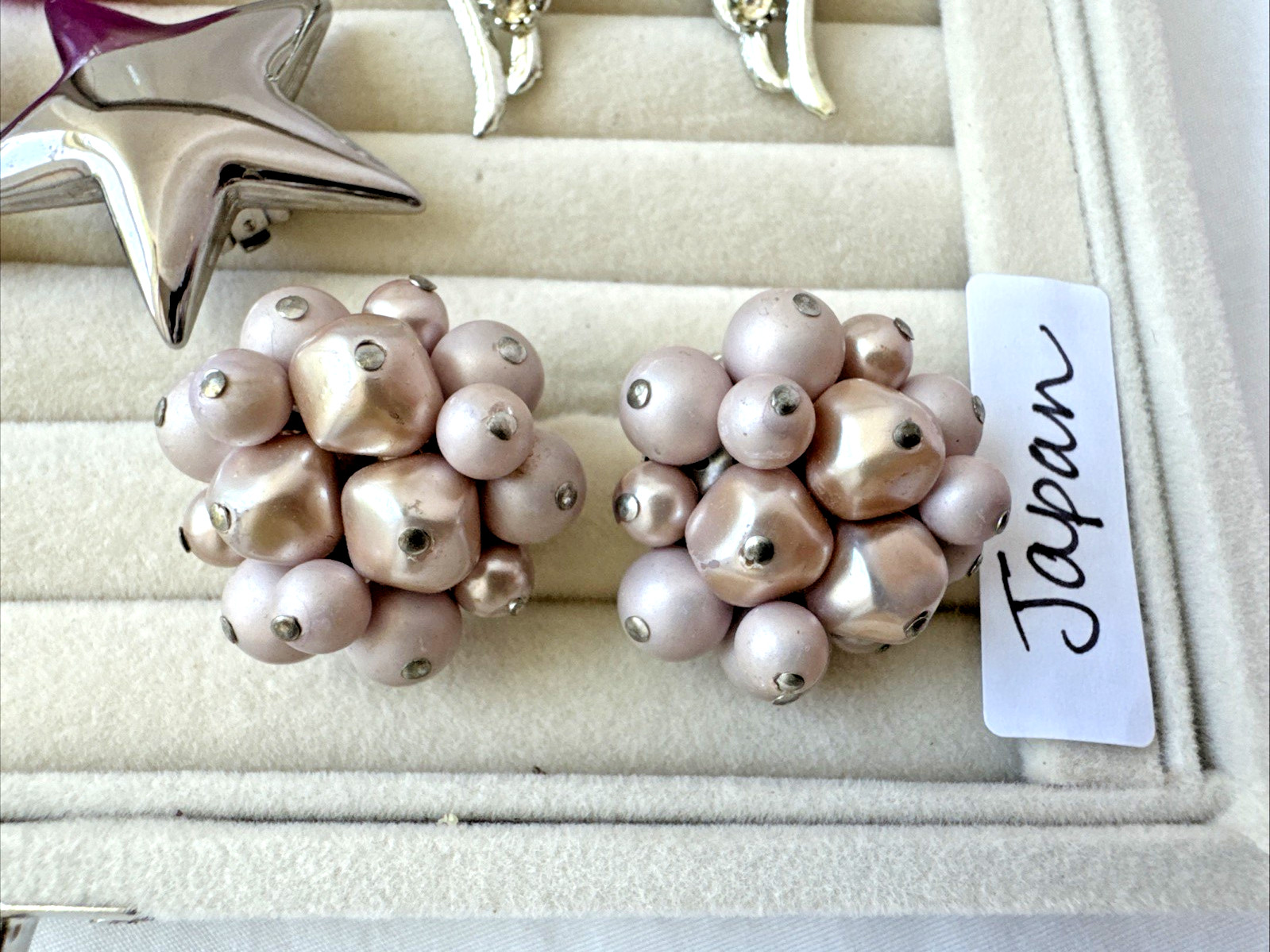 Lot 5 Pairs Brutalist Clip On Earrings Thermoset PINK VTG Movie Star Japan angel