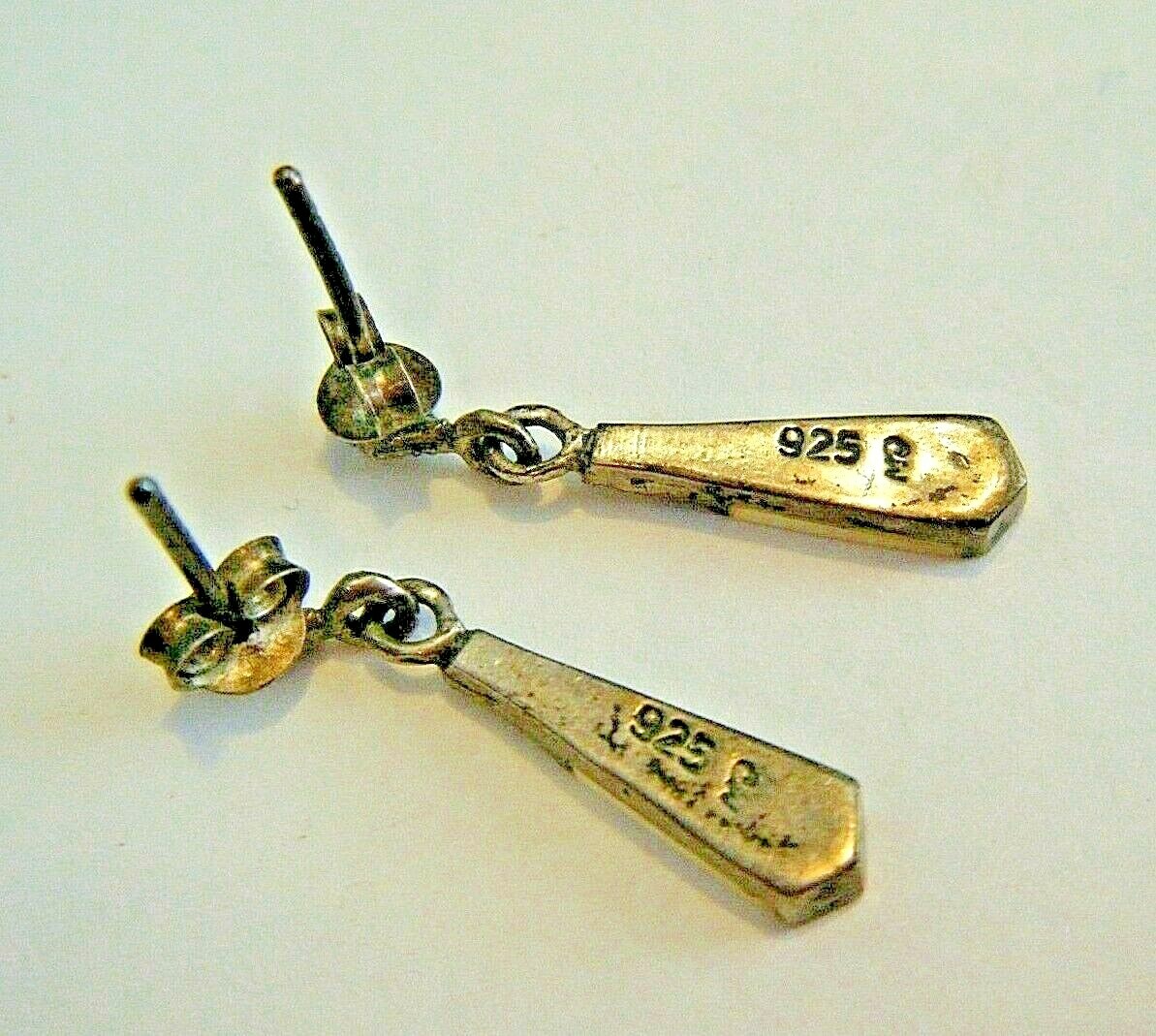 Small Vintage Classic Deco Elegant Sterling Silver MOP Shell Dangle Drop Earring