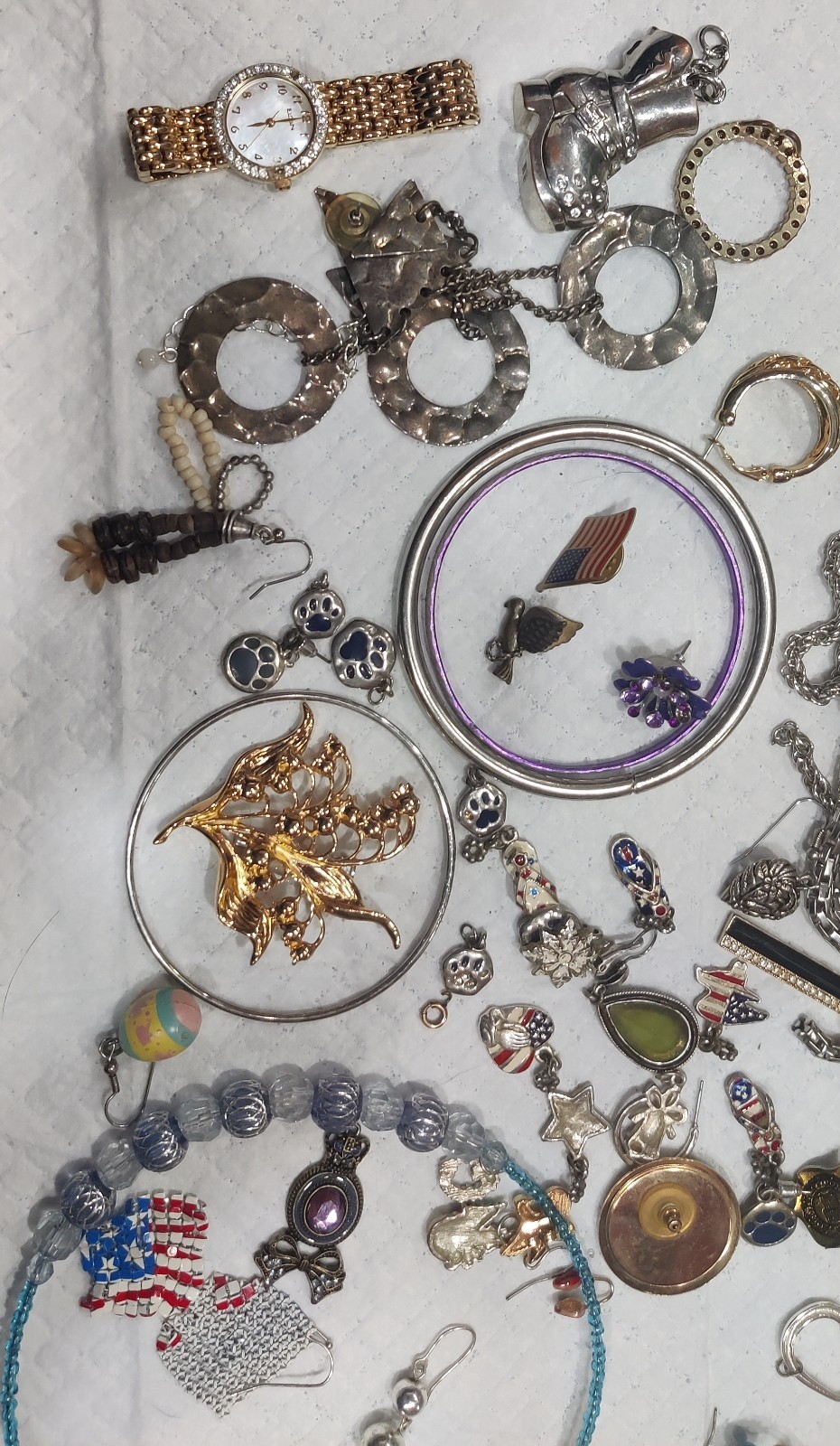 1.5 Lb. Bag Of Estate Costume Jewelry Parts/Pieces