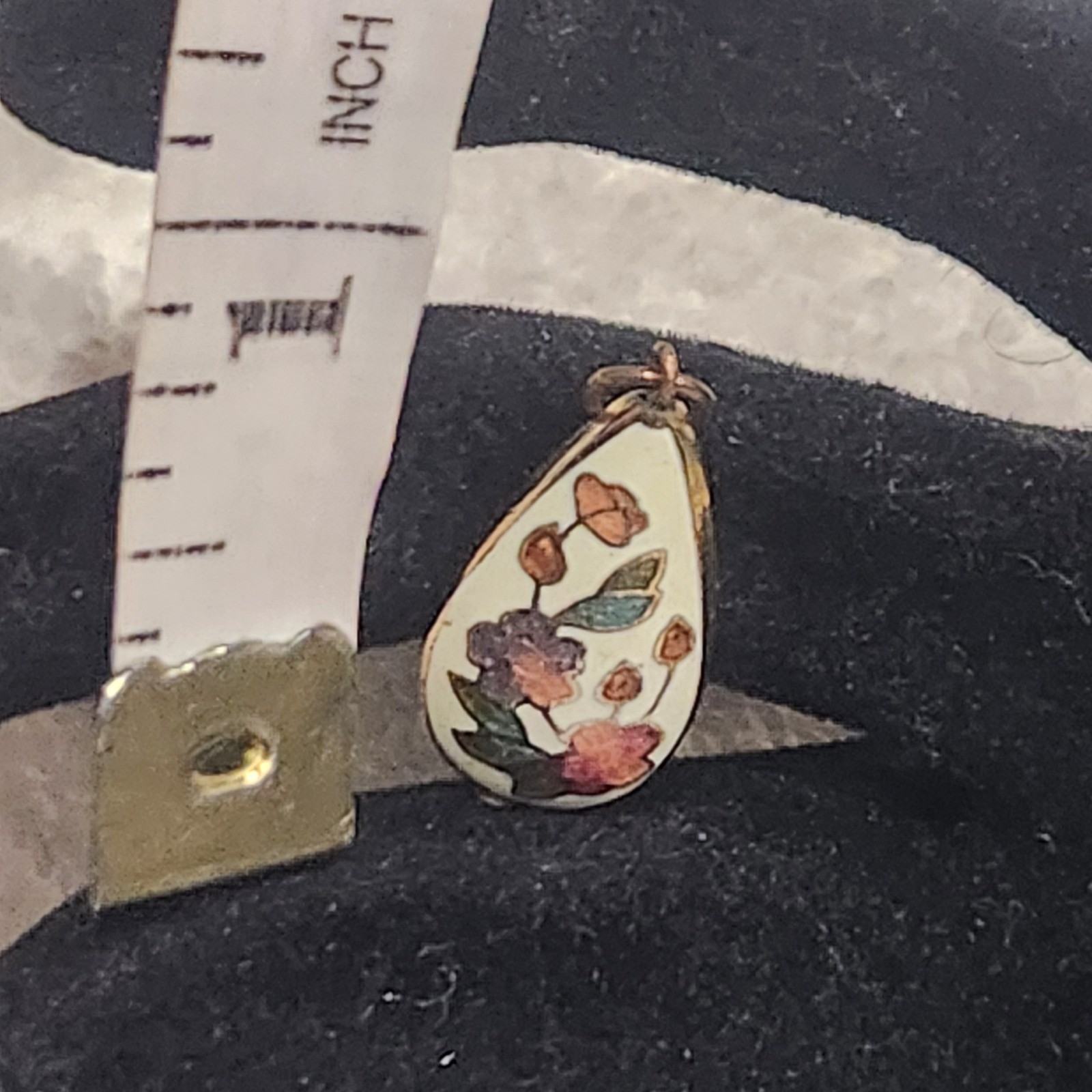 Vintage Floral Cloisonne Enamel Teardrop Pendant Gold Tone Cream White Charm
