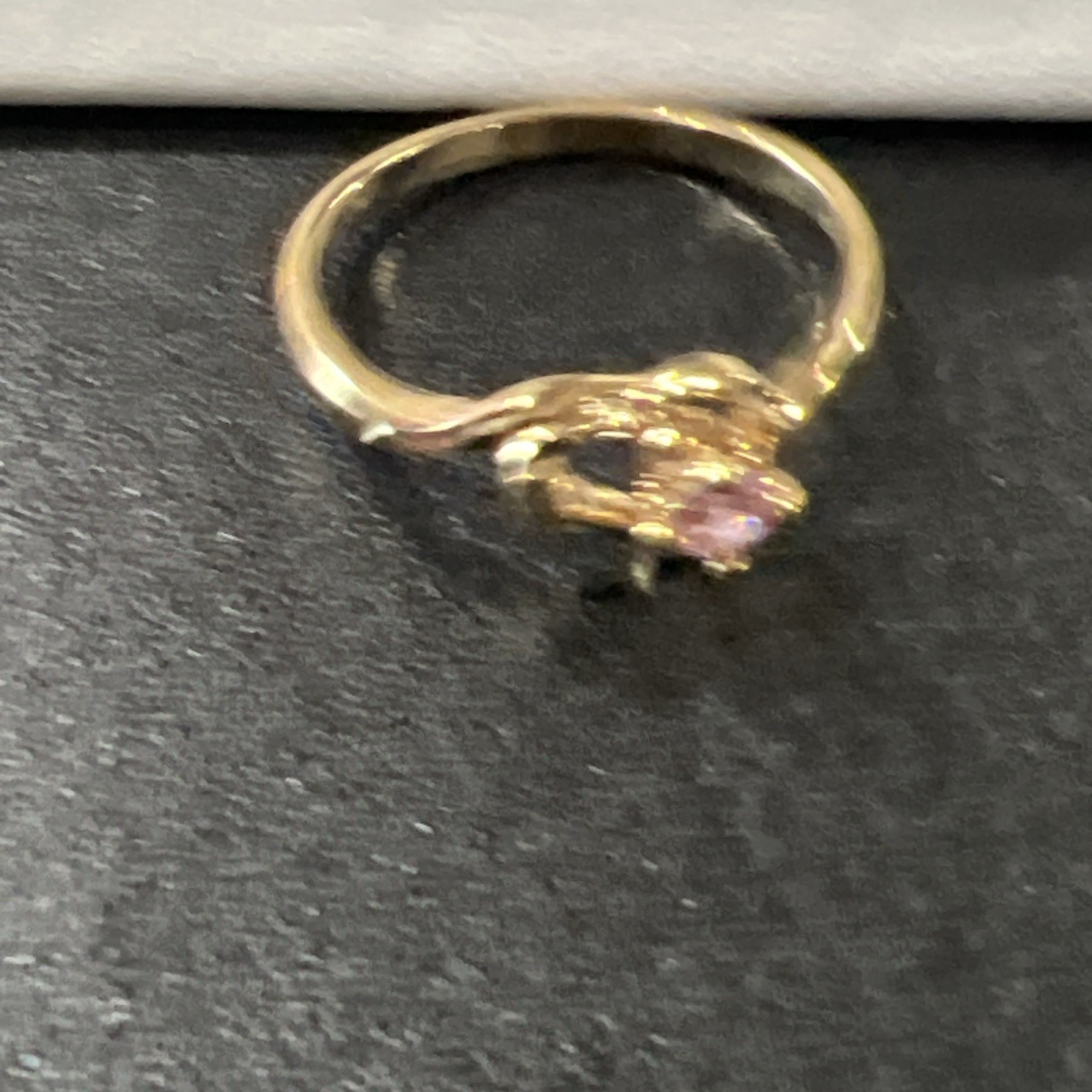 Cop89 Ring Size 10 Pink Stone