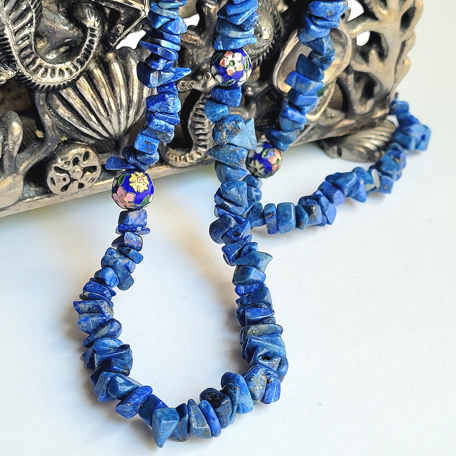VTG Blue Lapis Sodalite Chip Cloisonne Enamel Beads Flower Necklace 34″ No Clasp