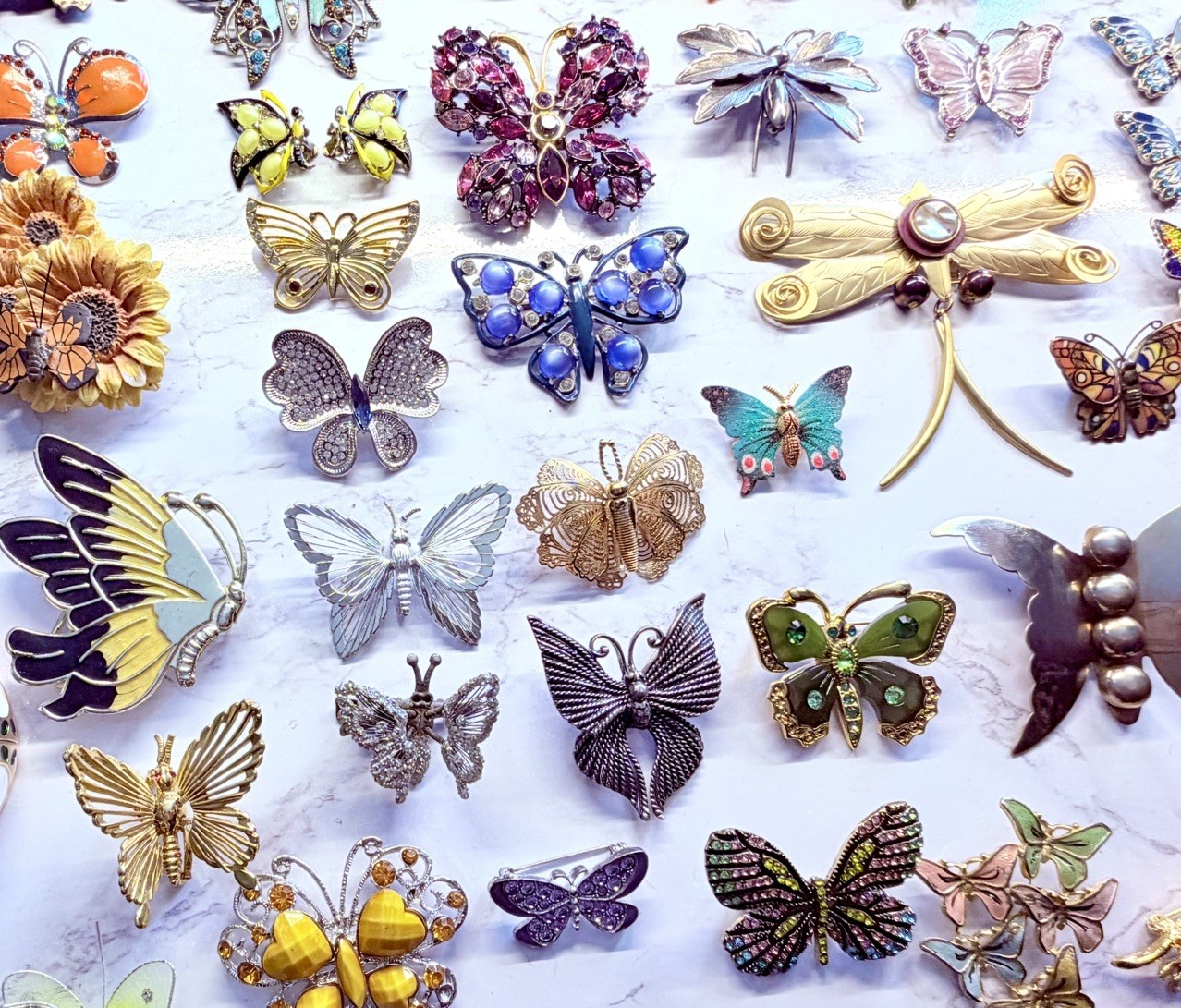 Huge Vintage Mod Butterfly Jewelry Brooch Lot Rhinestone Enamel Signed Unsigned