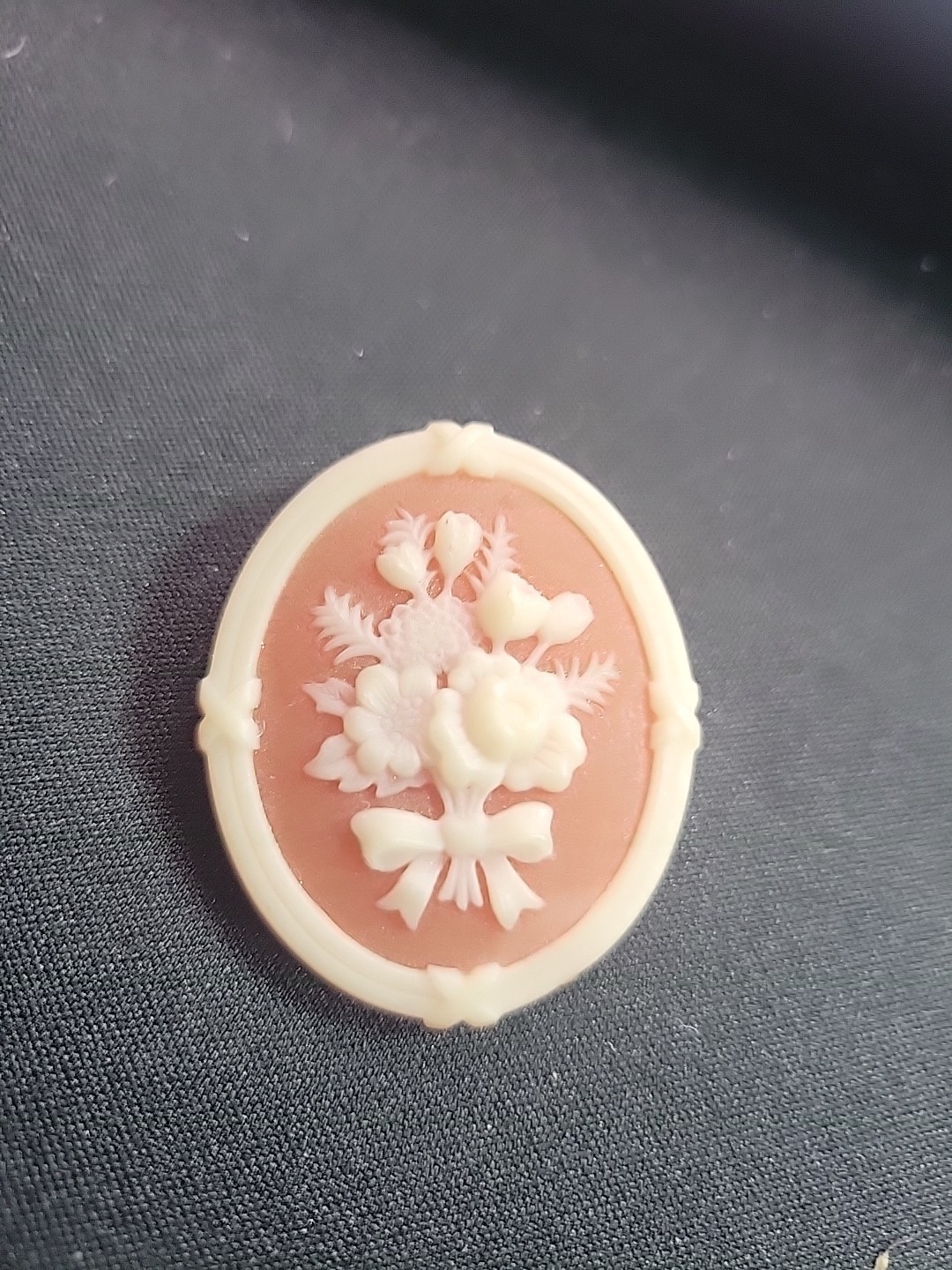 Vintage Avon Floral Resin Cameo Brooch Oval Bouquet Design 1980s