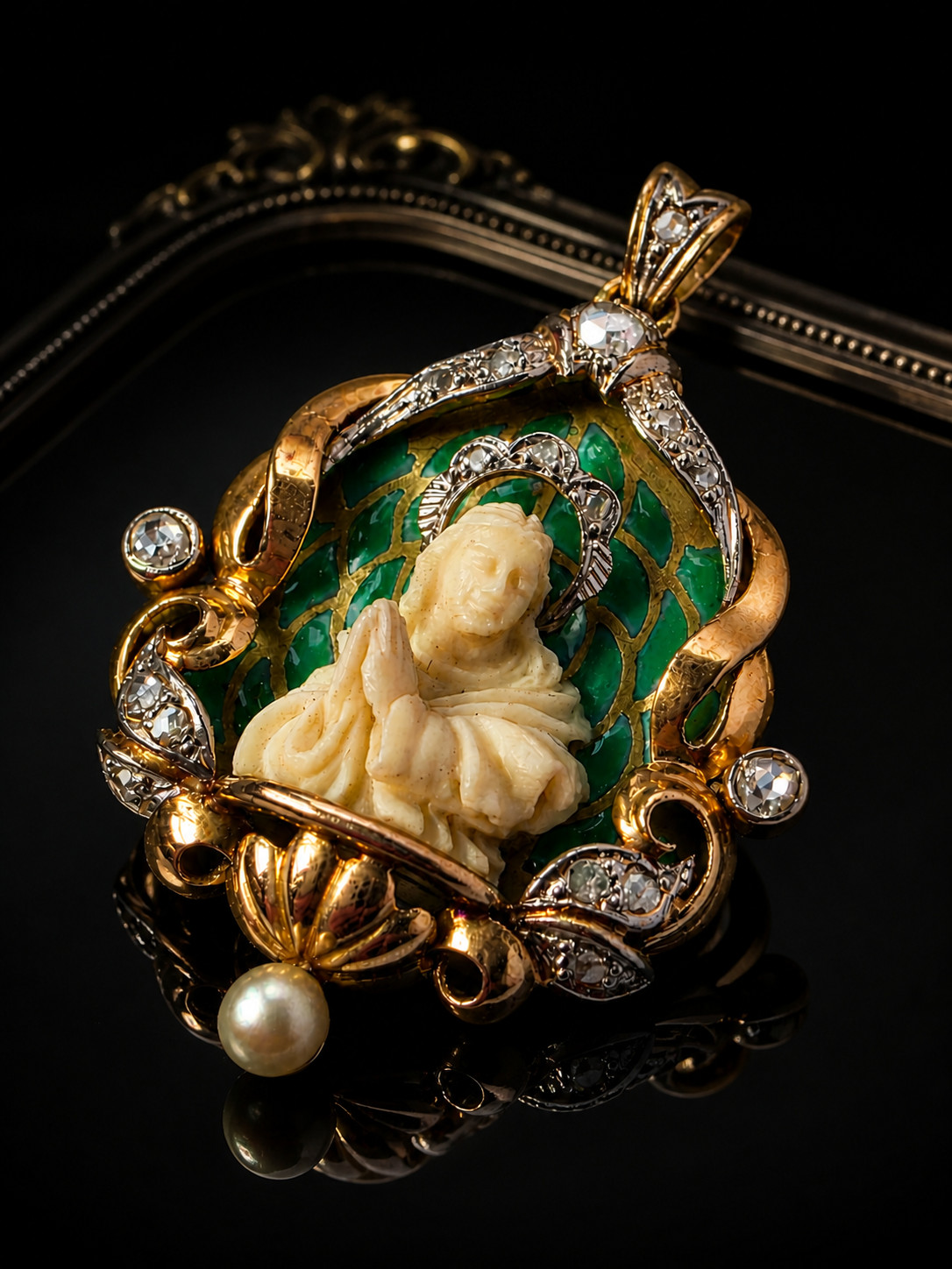 Antique Virgin Mary Pendant 18K Gold Diamond Enamel Art Nouveau Catholic Medal