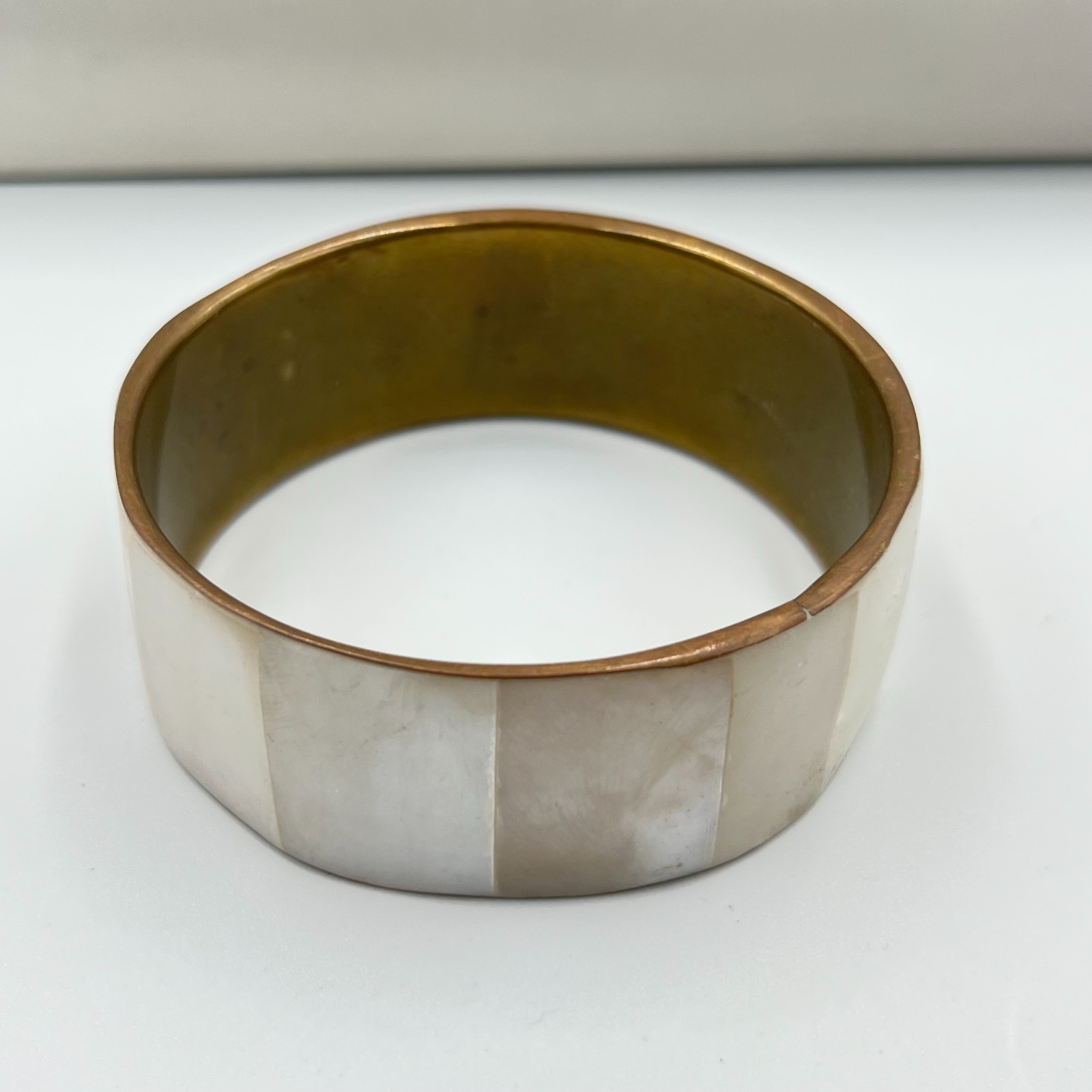 Vintage Bangle Set Mother of Pearl Horn Style Faux Croc White Brown Gold Silver