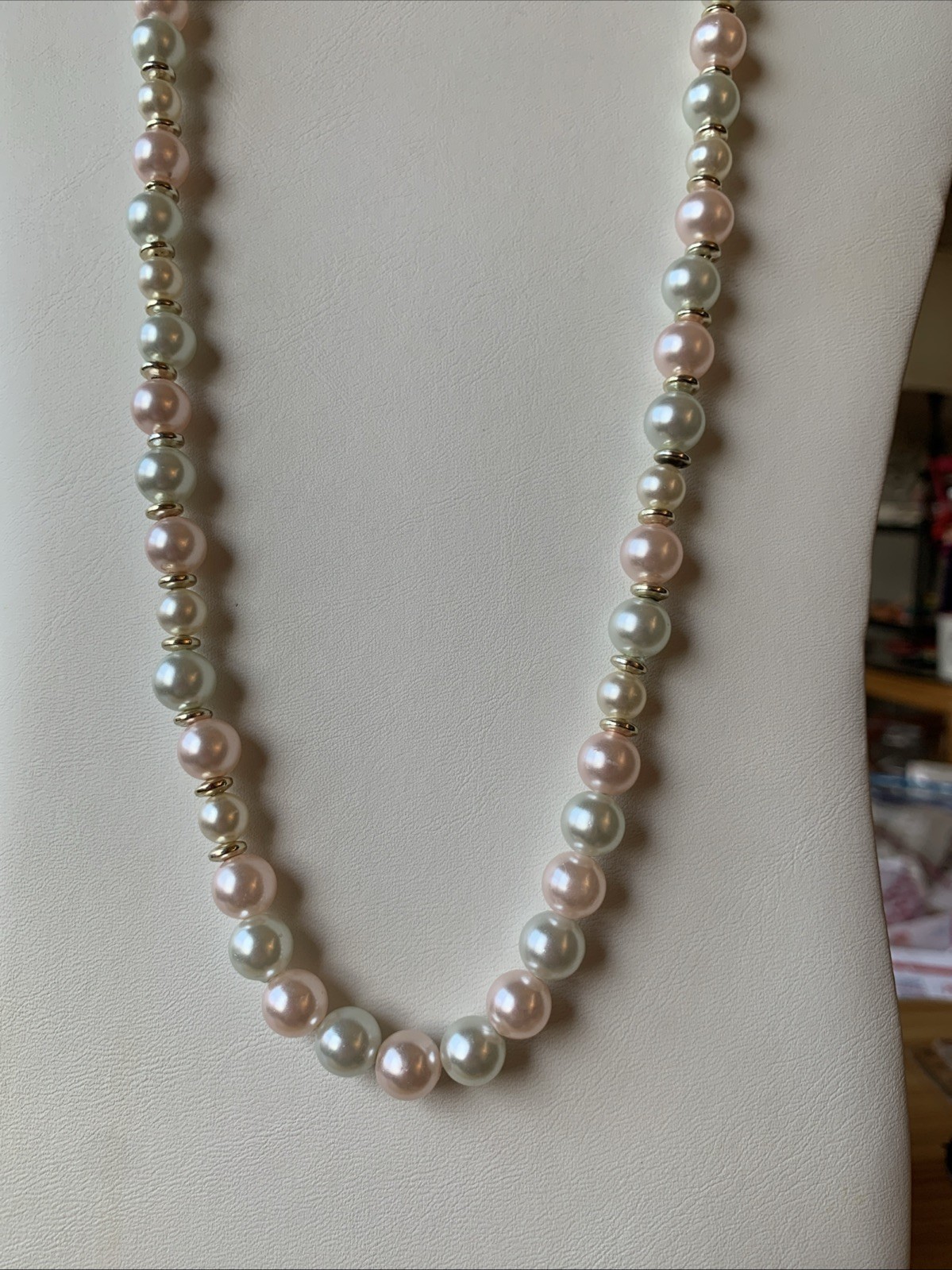 Vintage Faux Pearl Necklace-Light Pink And Very Light Green-Plastic-24in