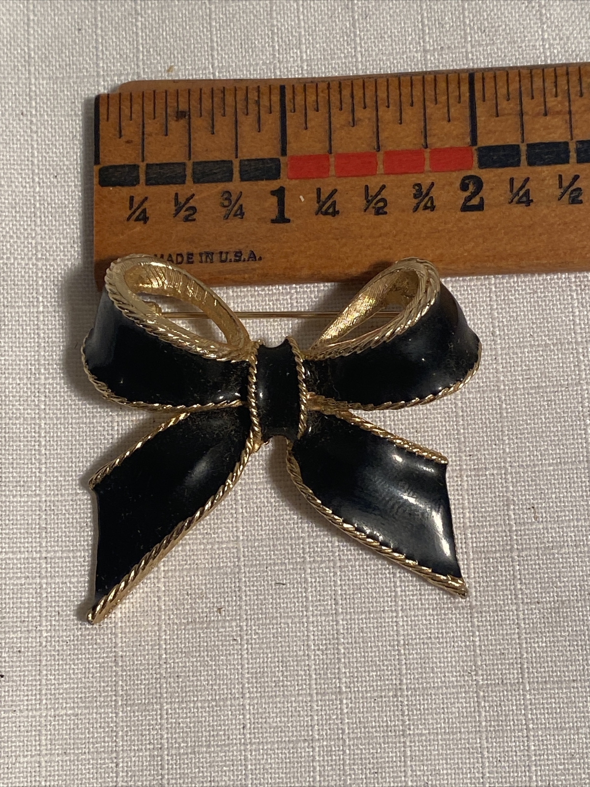 Gay Boyer Brooch Ribbon Black Enamel Holiday Small Size Glossy Signed
