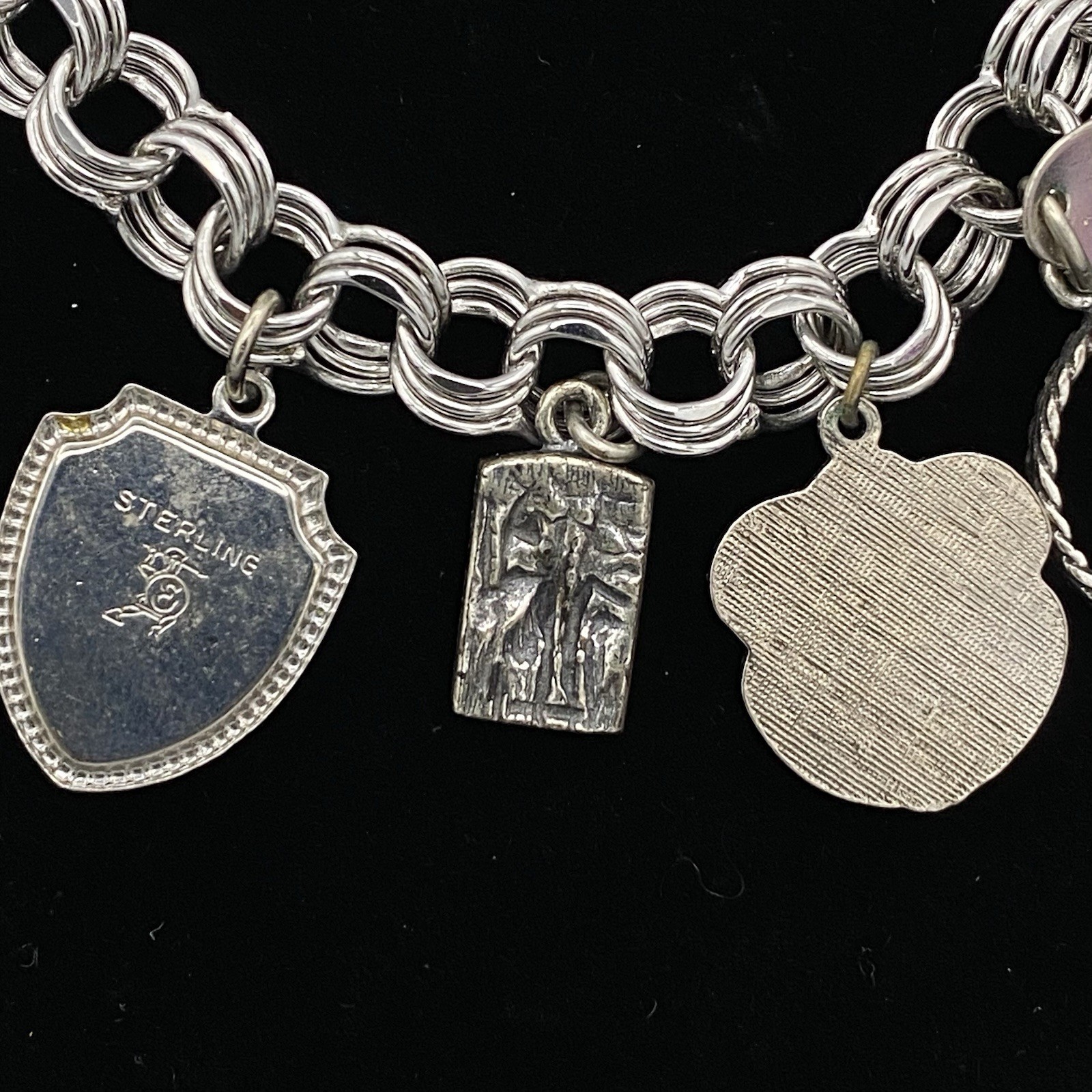 Vintage Estate Sterling Silver Charm Bracelet With 11 Sterling Silver Charms 44g