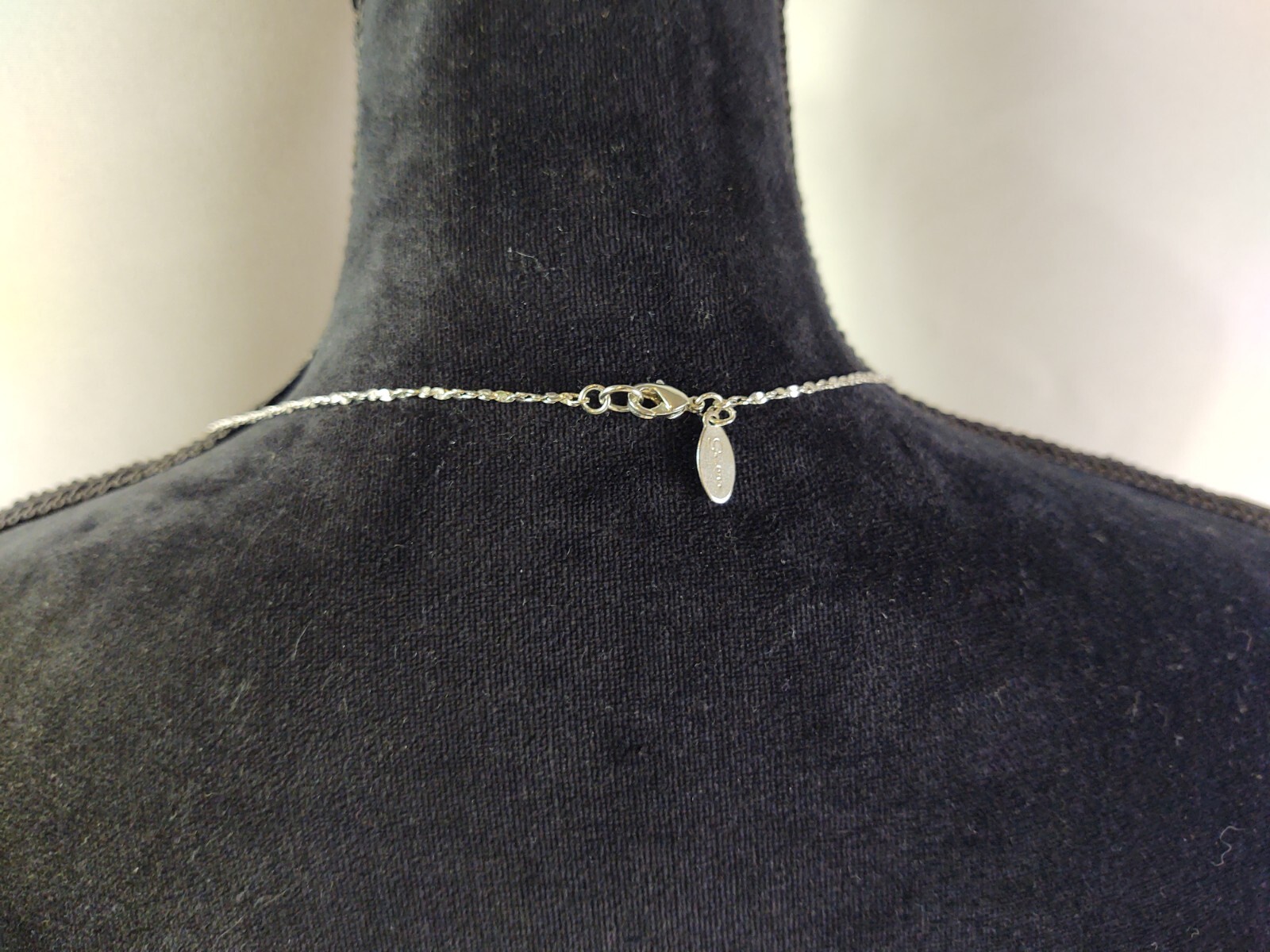 Vtg Gwen Necklace Long Silver Tone Glitter Unique Beads Crystals Costume Jewelry