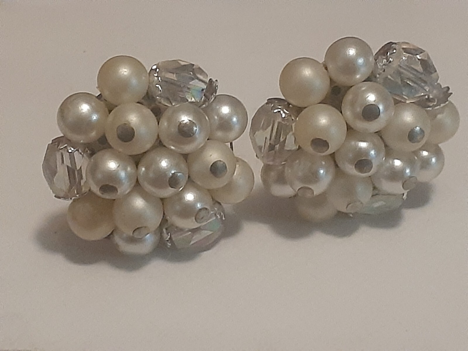 Vintage faux pearl & glass bead cluster round clip on earrings