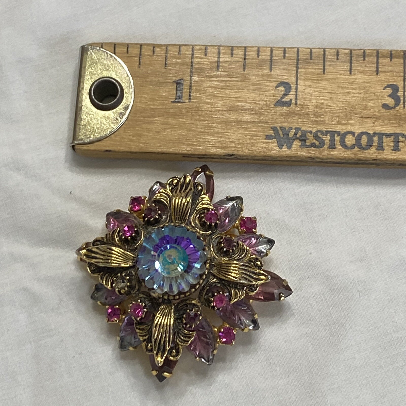 Vtg Brooch Pink Purple Domed Heliotrope Molded Glass Leaves Pin Estate Fashion